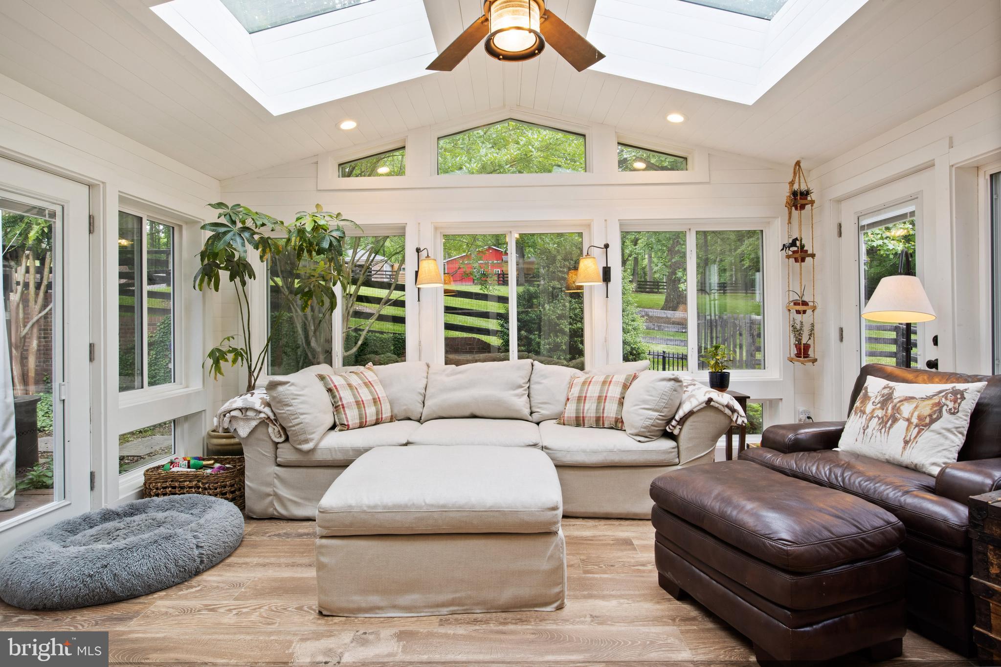 LAKEWOOD ESTATES - Residential