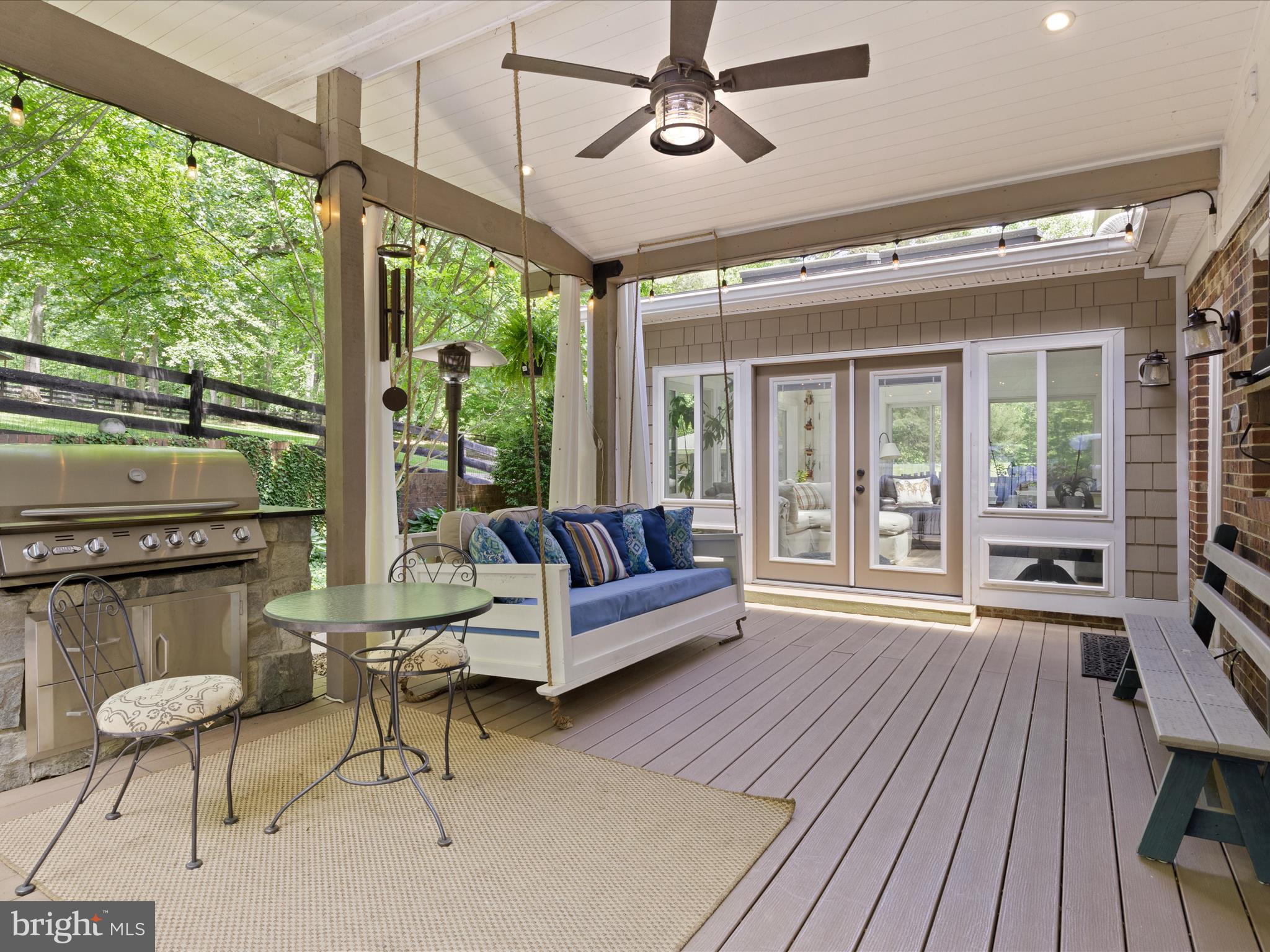 LAKEWOOD ESTATES - Residential