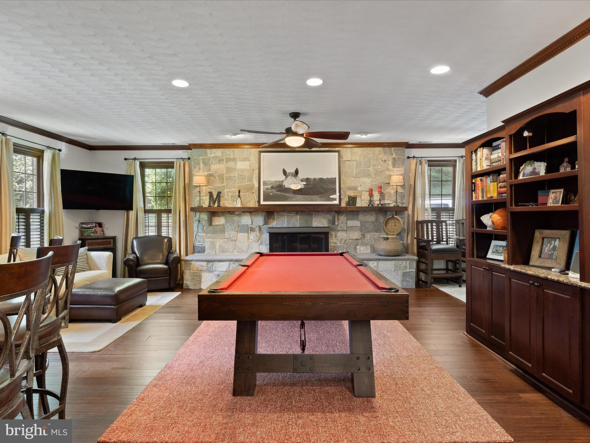 LAKEWOOD ESTATES - Residential