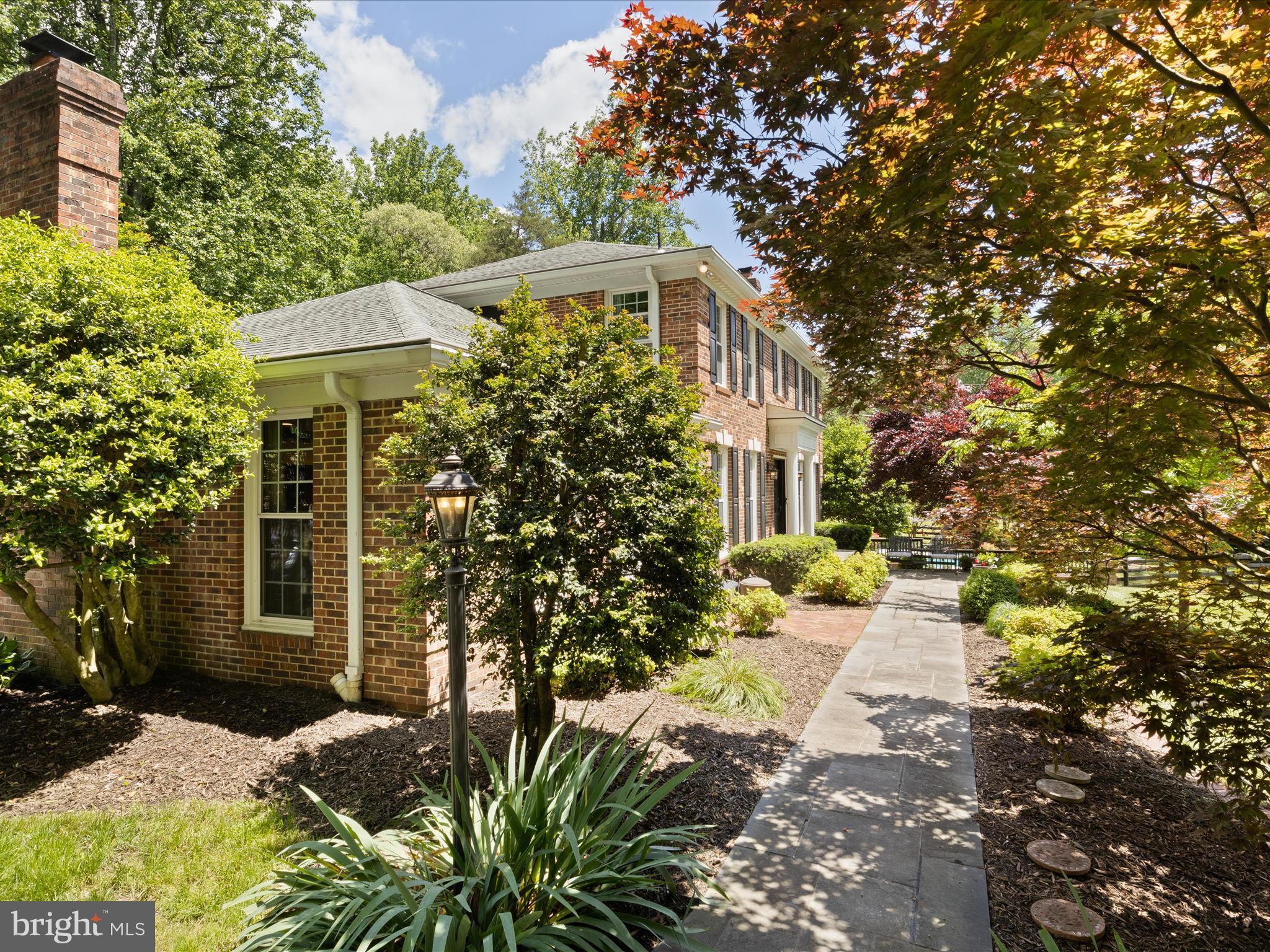 LAKEWOOD ESTATES - Residential