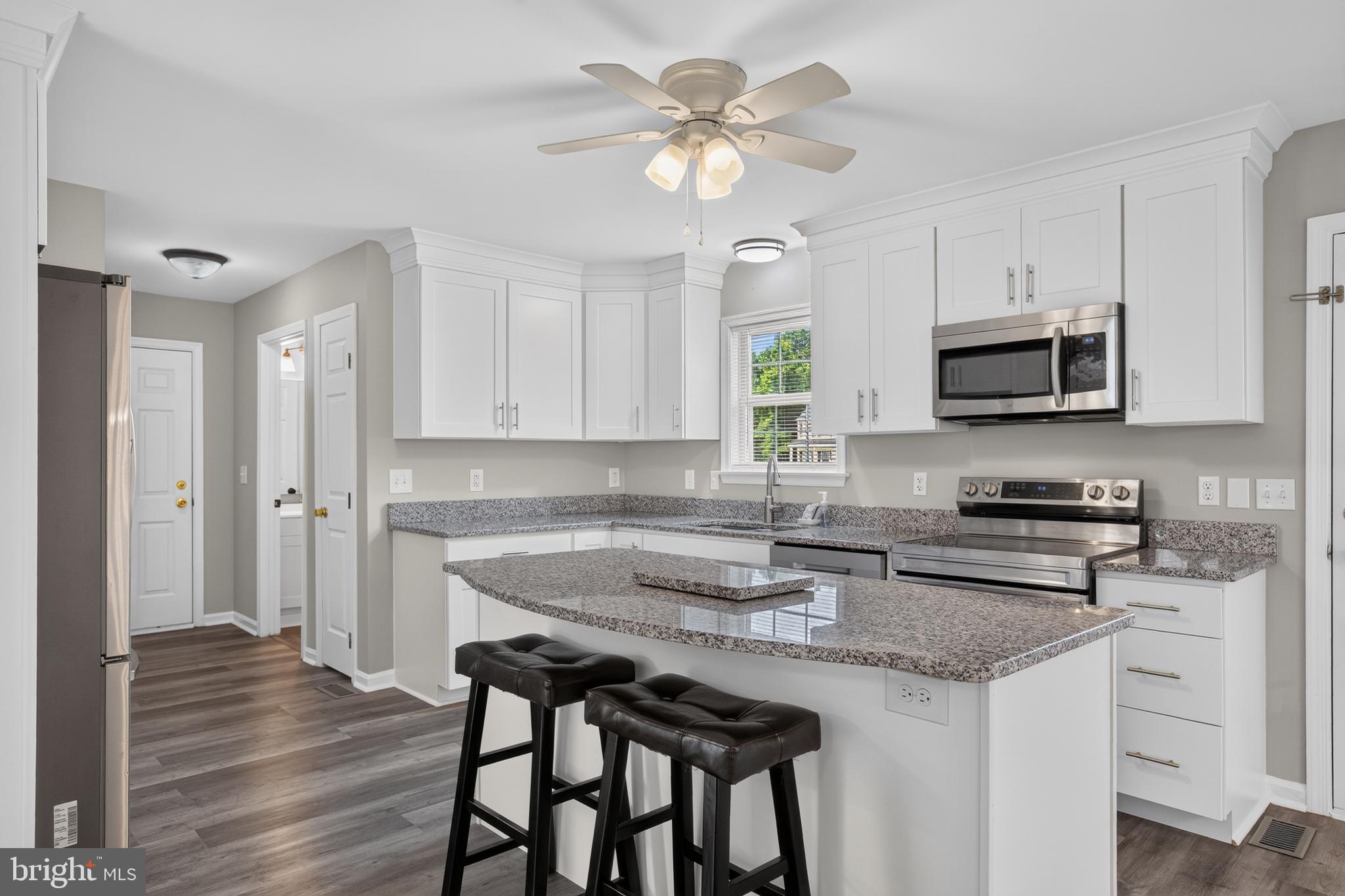 16965 VILLAGE LANE