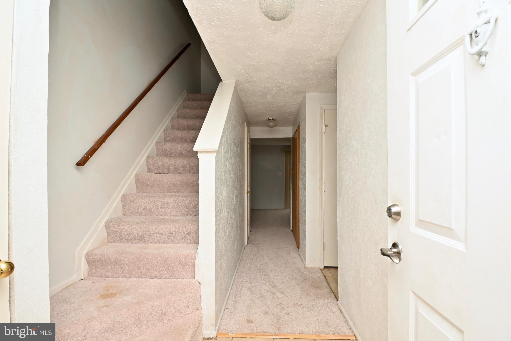 CLINTON PLAZA TOWNHOUSES - Residential