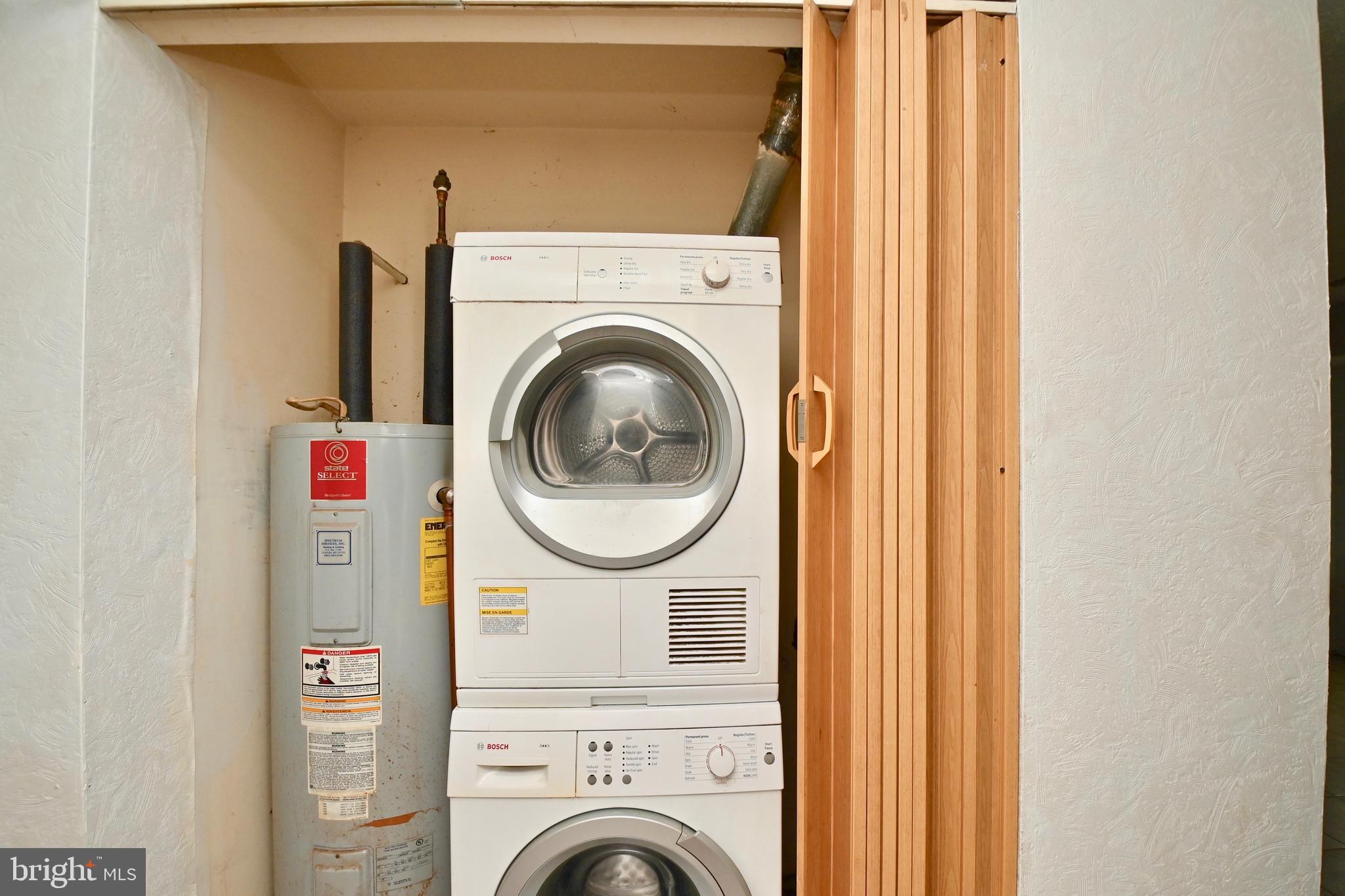 CLINTON PLAZA TOWNHOUSES - Residential