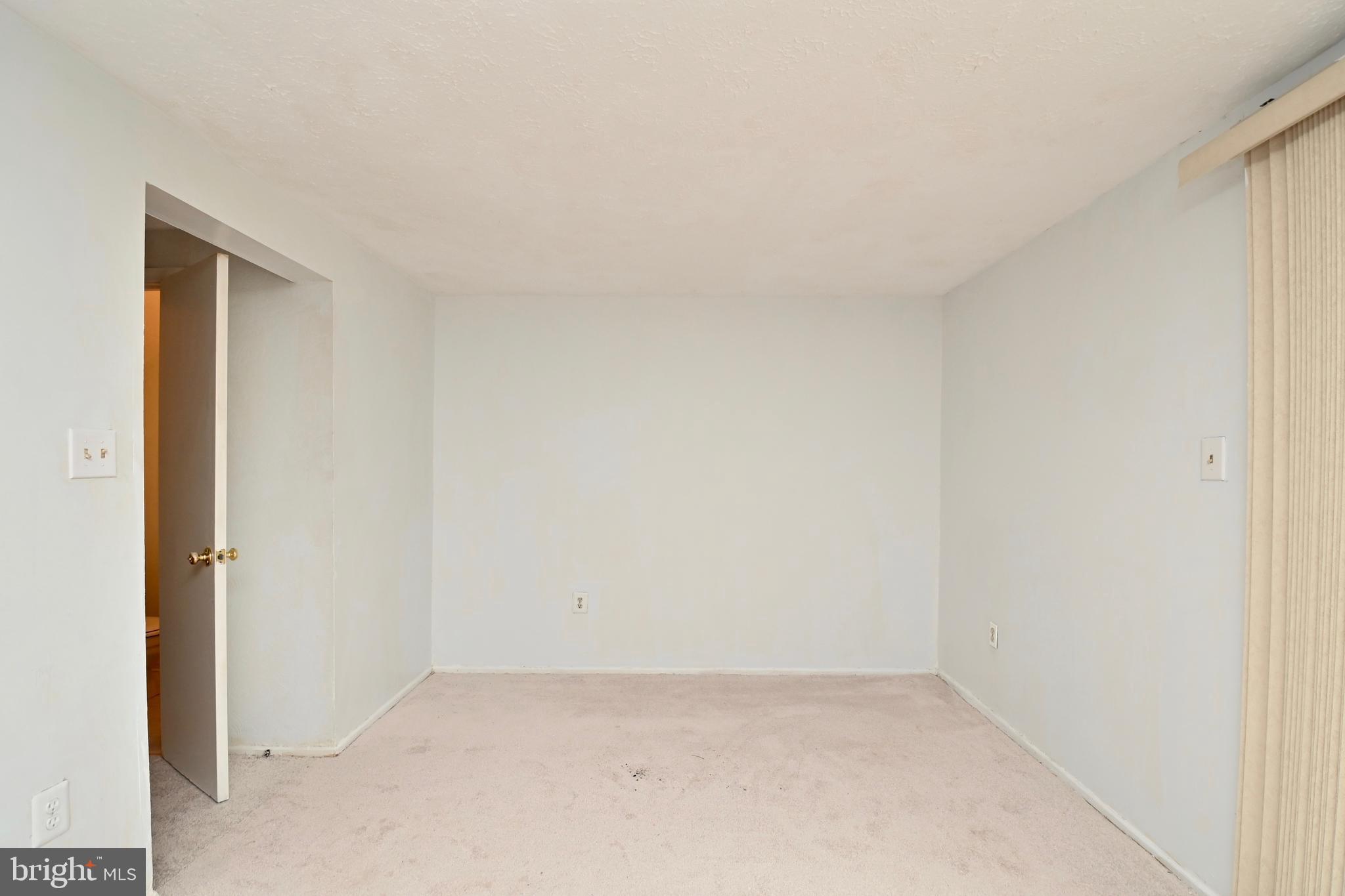 CLINTON PLAZA TOWNHOUSES - Residential