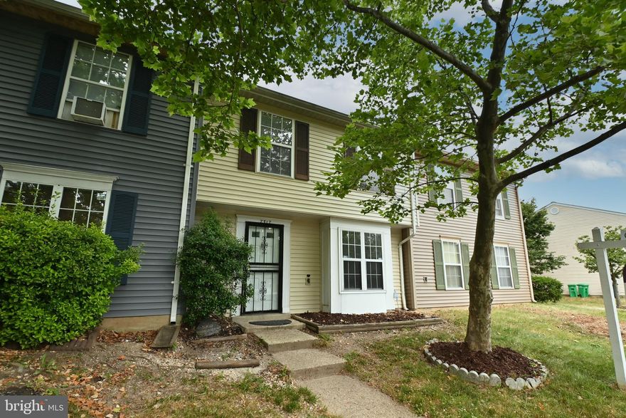 An opportunity to own a TH in the desirable community of Clinton Plaza townhouses
Supper affordable, quaint 3 bedrooms' 1.5 baths in Clinton. Freshly painted,  new carpets, spacious table space kitchen. Zen fenced back yard for your outdoor cooking and happy hour cocktails. 2 parking spaces, convenient to all routs & shopping.  A great starter home. Open Sat. 6/24 2-4