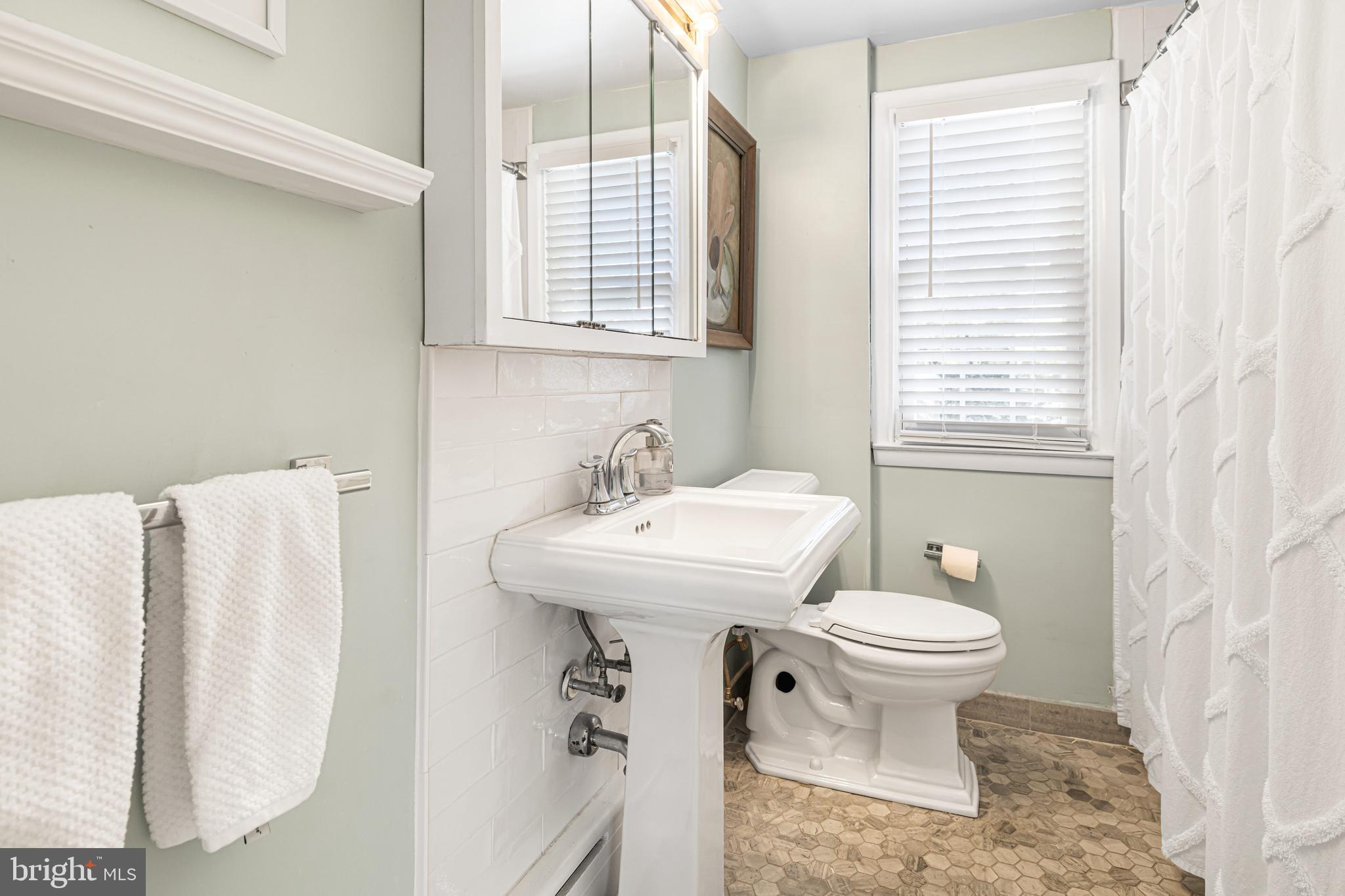 FLOURTOWN - Residential