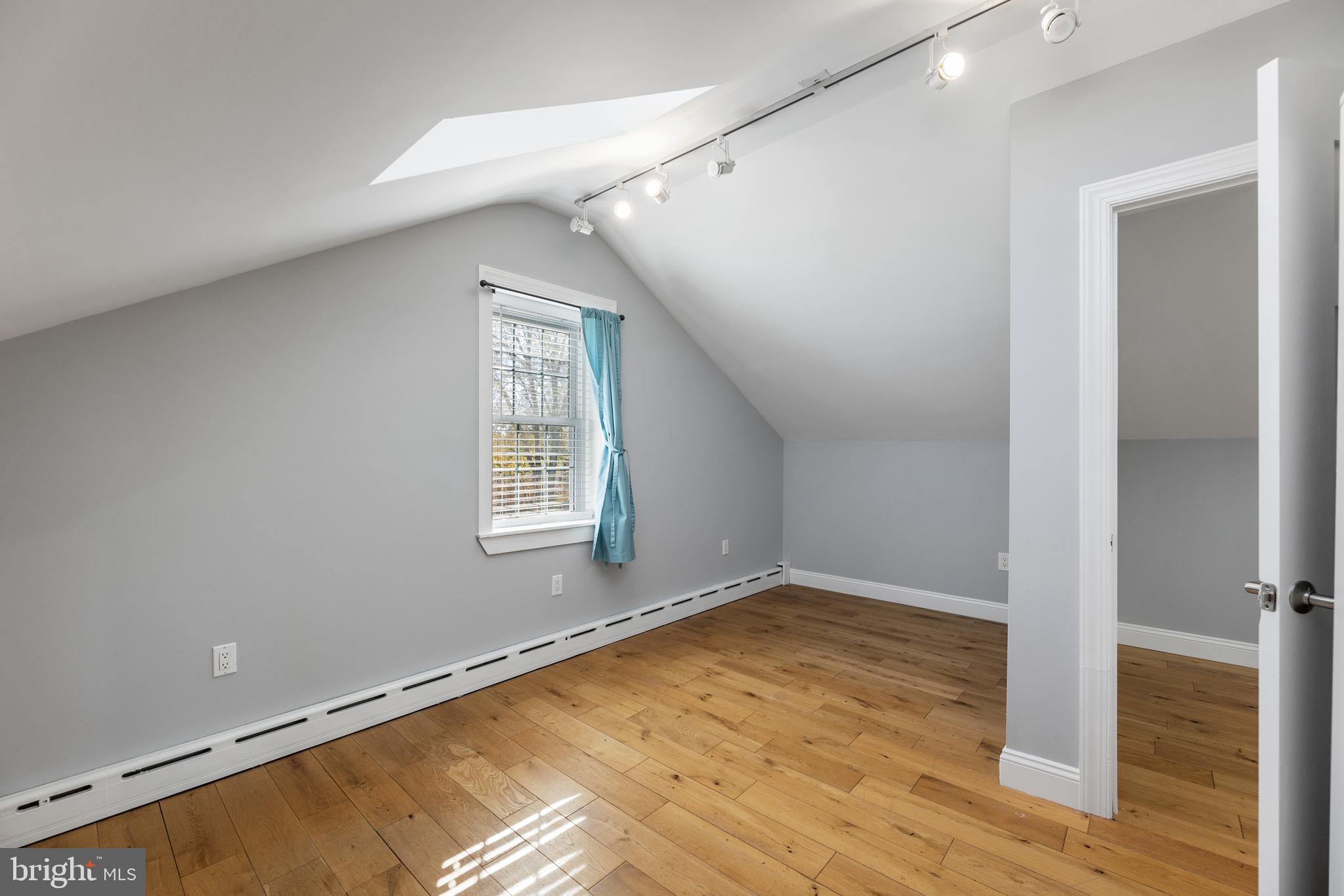 NORTH PENN CROSSIN - Residential