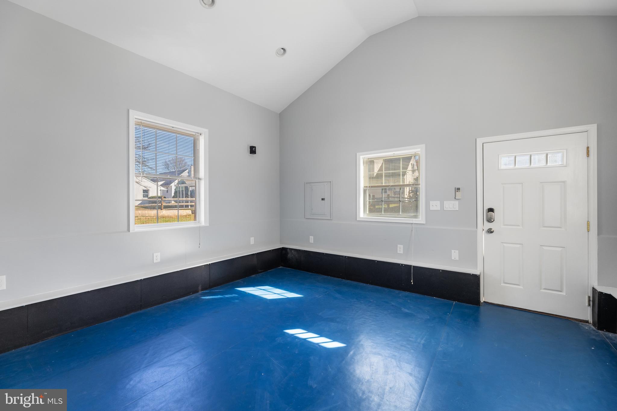 NORTH PENN CROSSIN - Residential