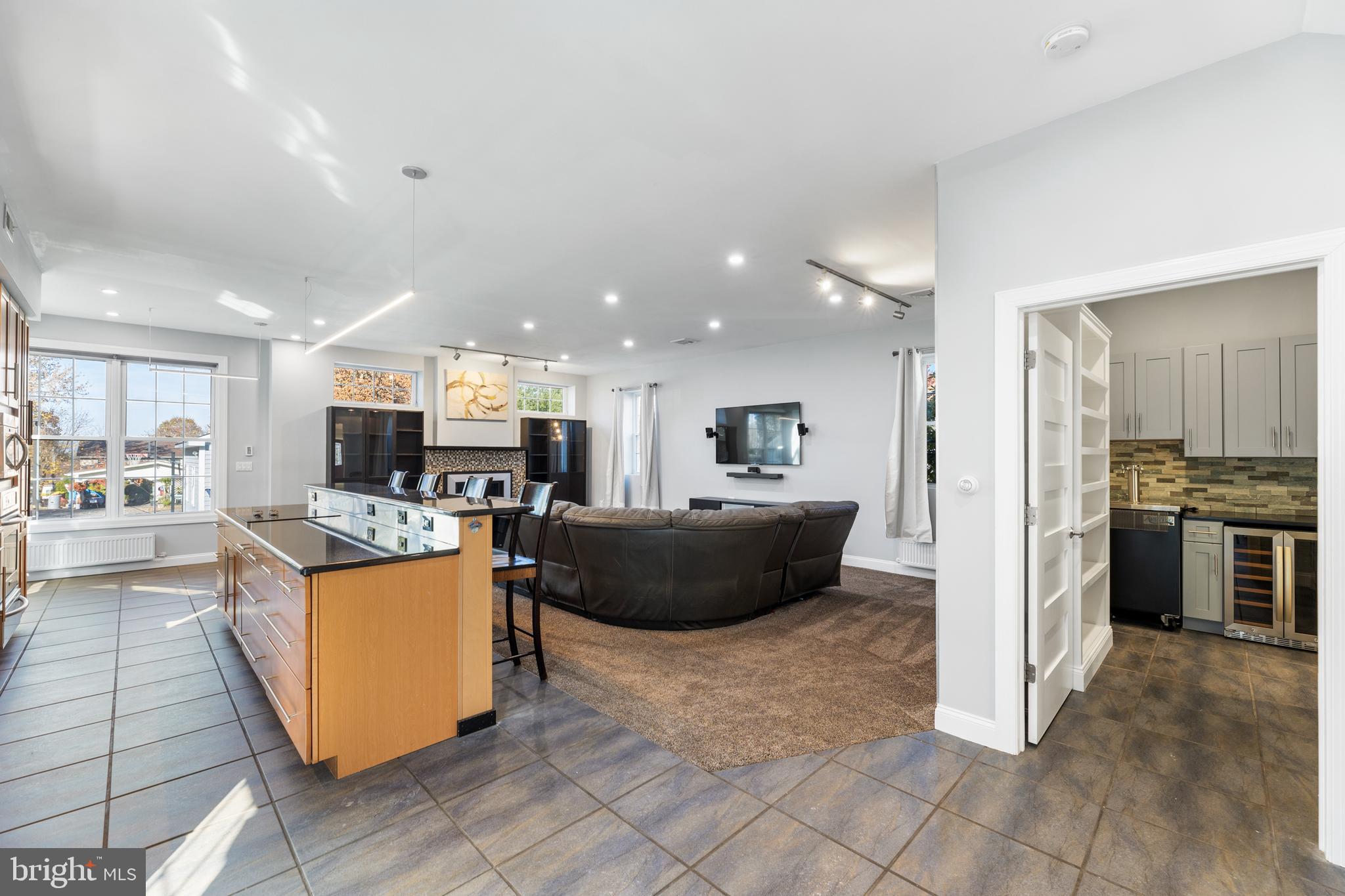 NORTH PENN CROSSIN - Residential