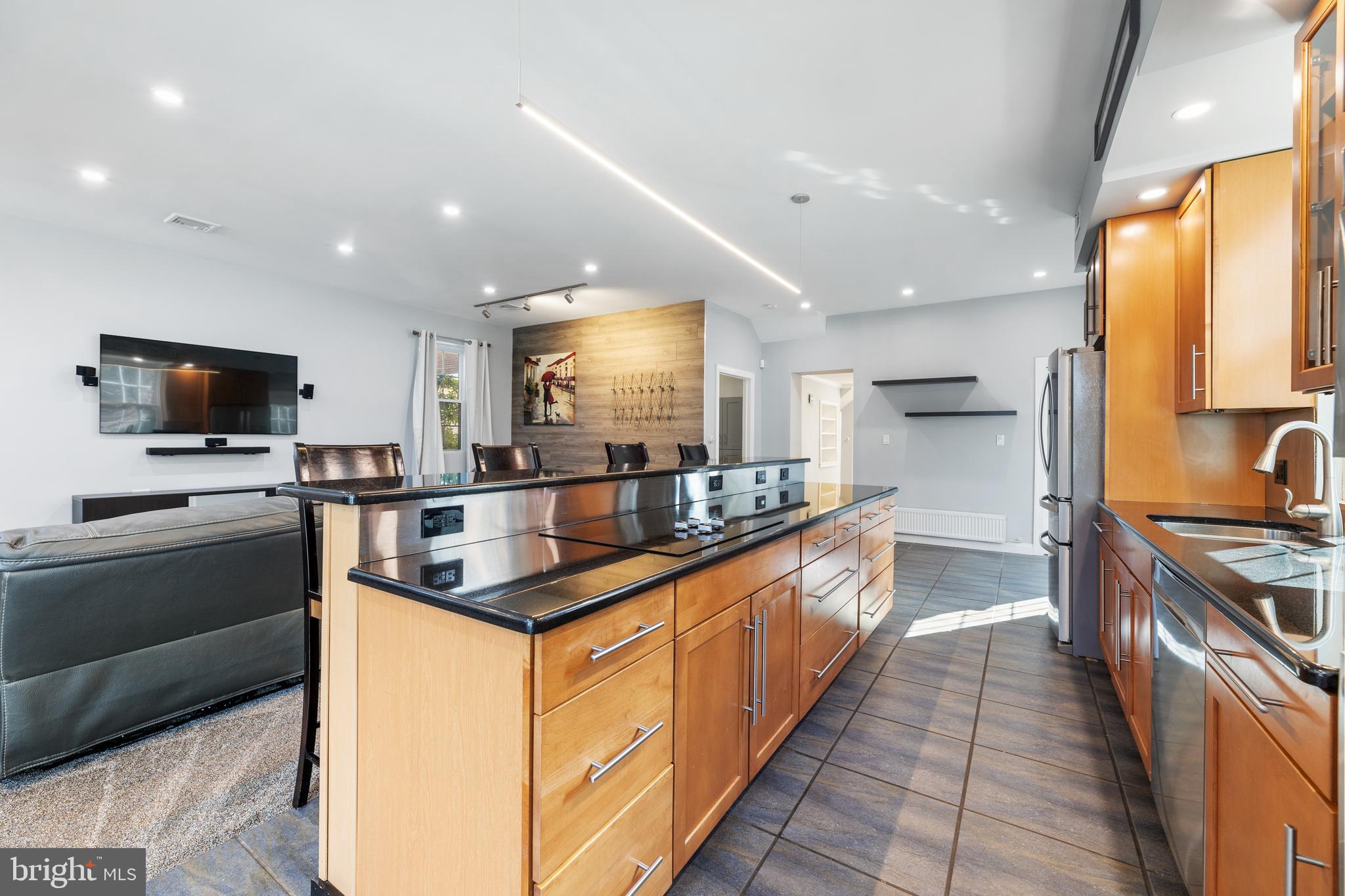 NORTH PENN CROSSIN - Residential