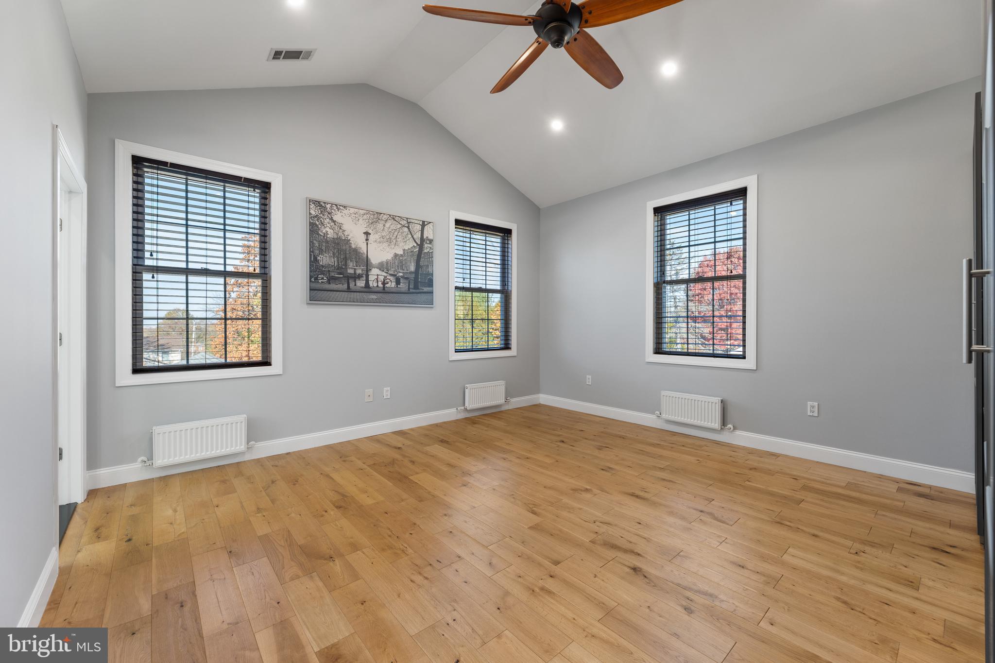 NORTH PENN CROSSIN - Residential