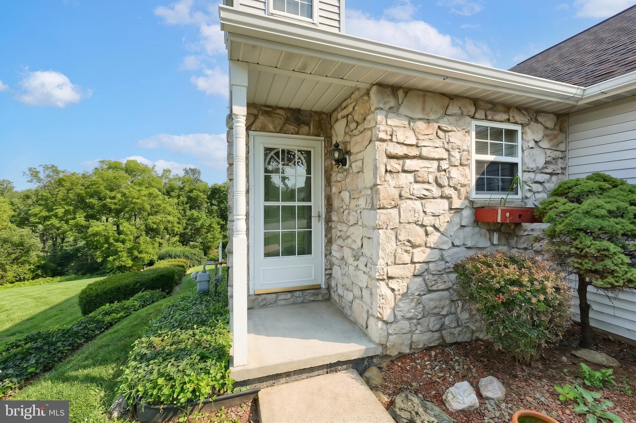 623 MISTY HILL LANE