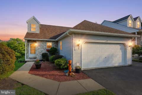 Photo of 623 Misty Hill Lane, DALLASTOWN, PA 17313 (MLS # PAYK2109988)