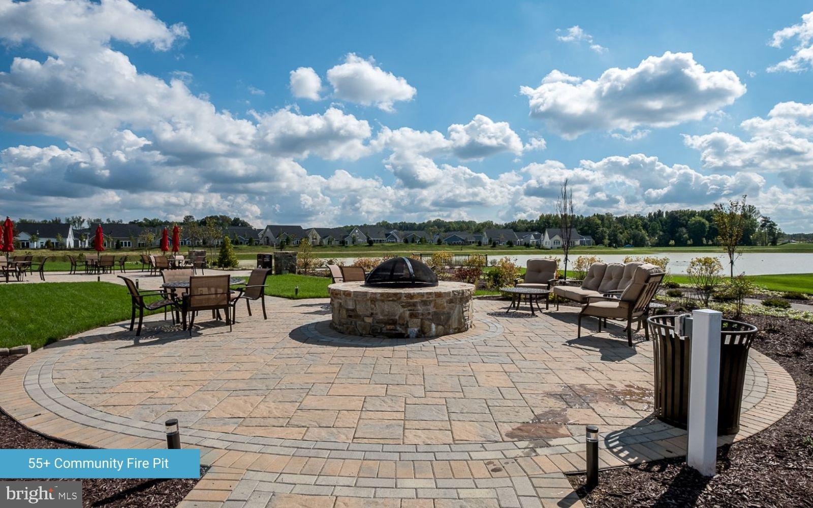 TWO RIVERS - Residential