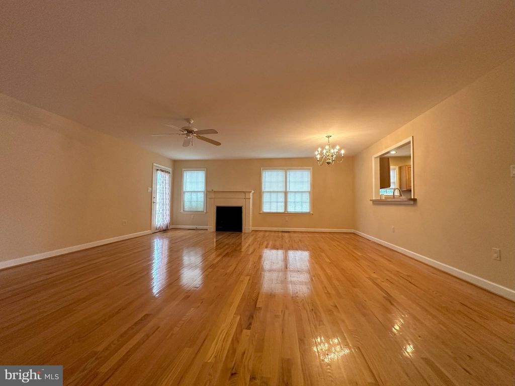 Photo of 155 Daniel Court, STRASBURG, VA 22657 (MLS # VASH2012802)