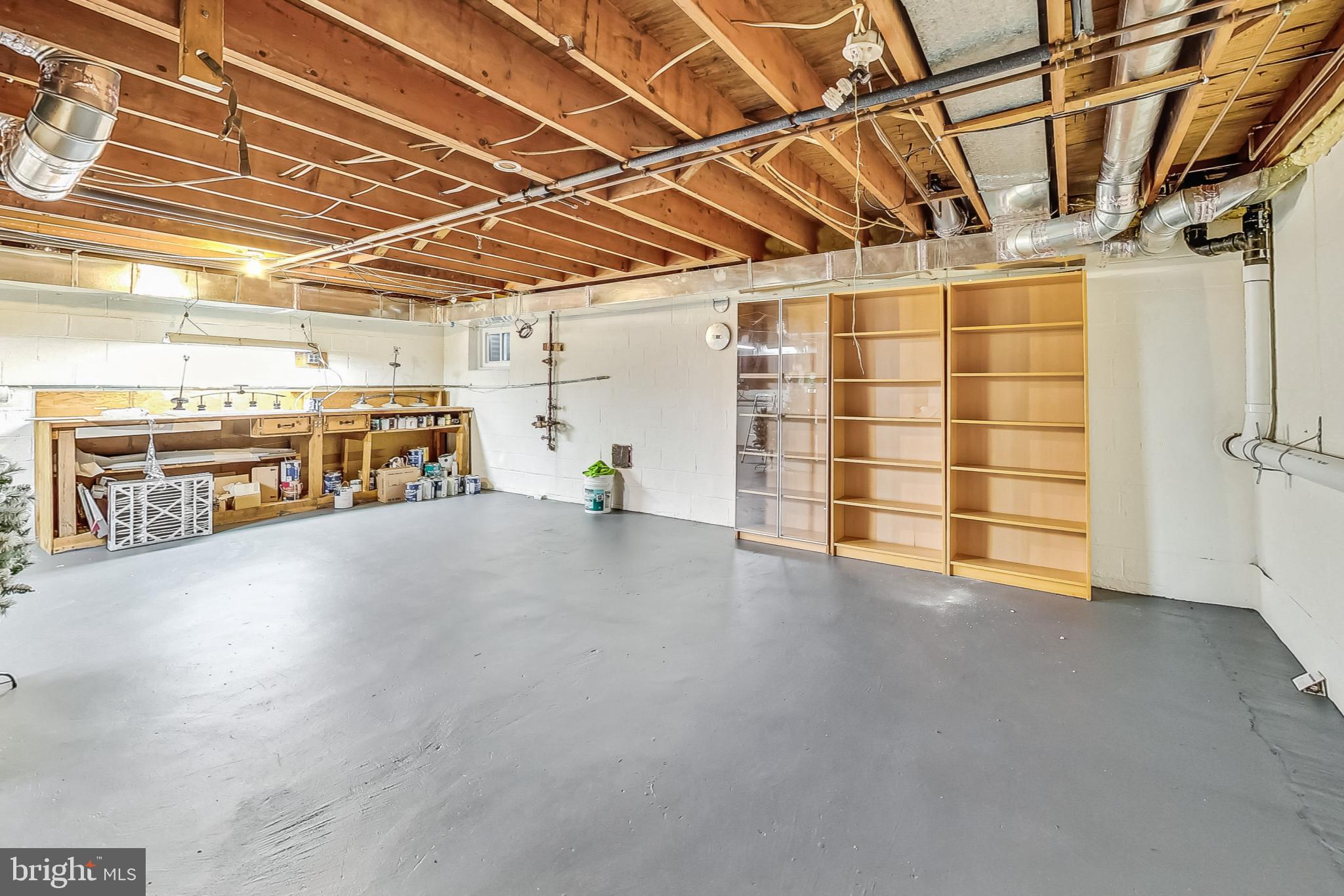 ANCIENT OAK - Residential