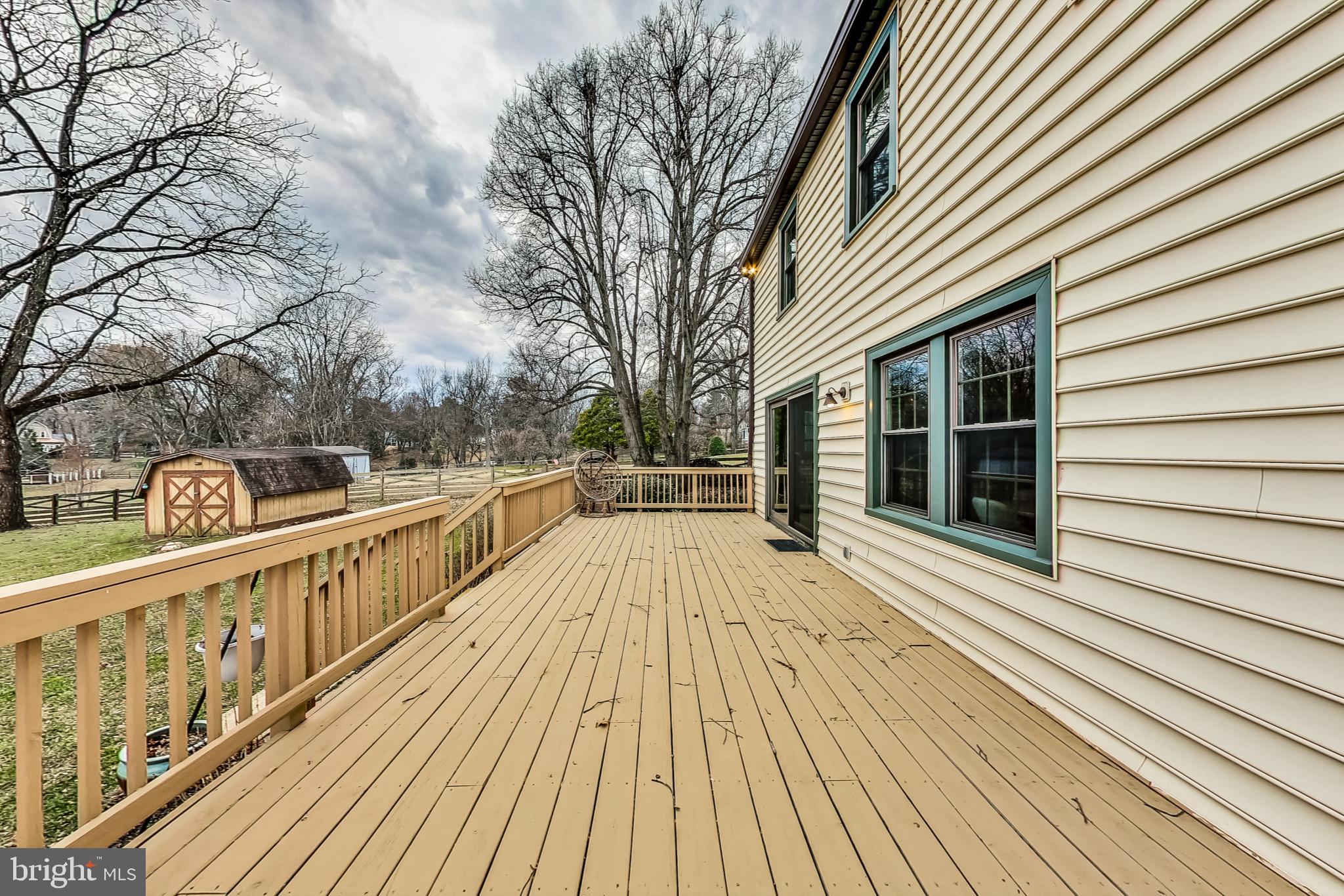 ANCIENT OAK - Residential