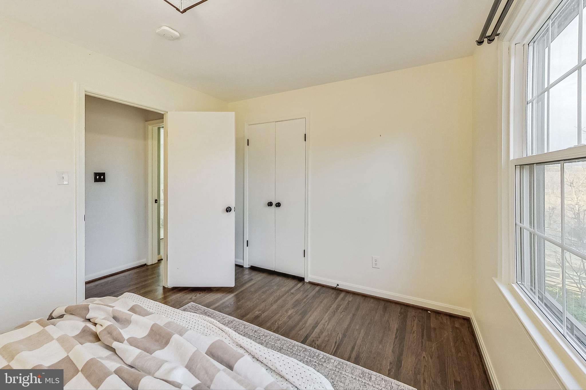 ANCIENT OAK - Residential