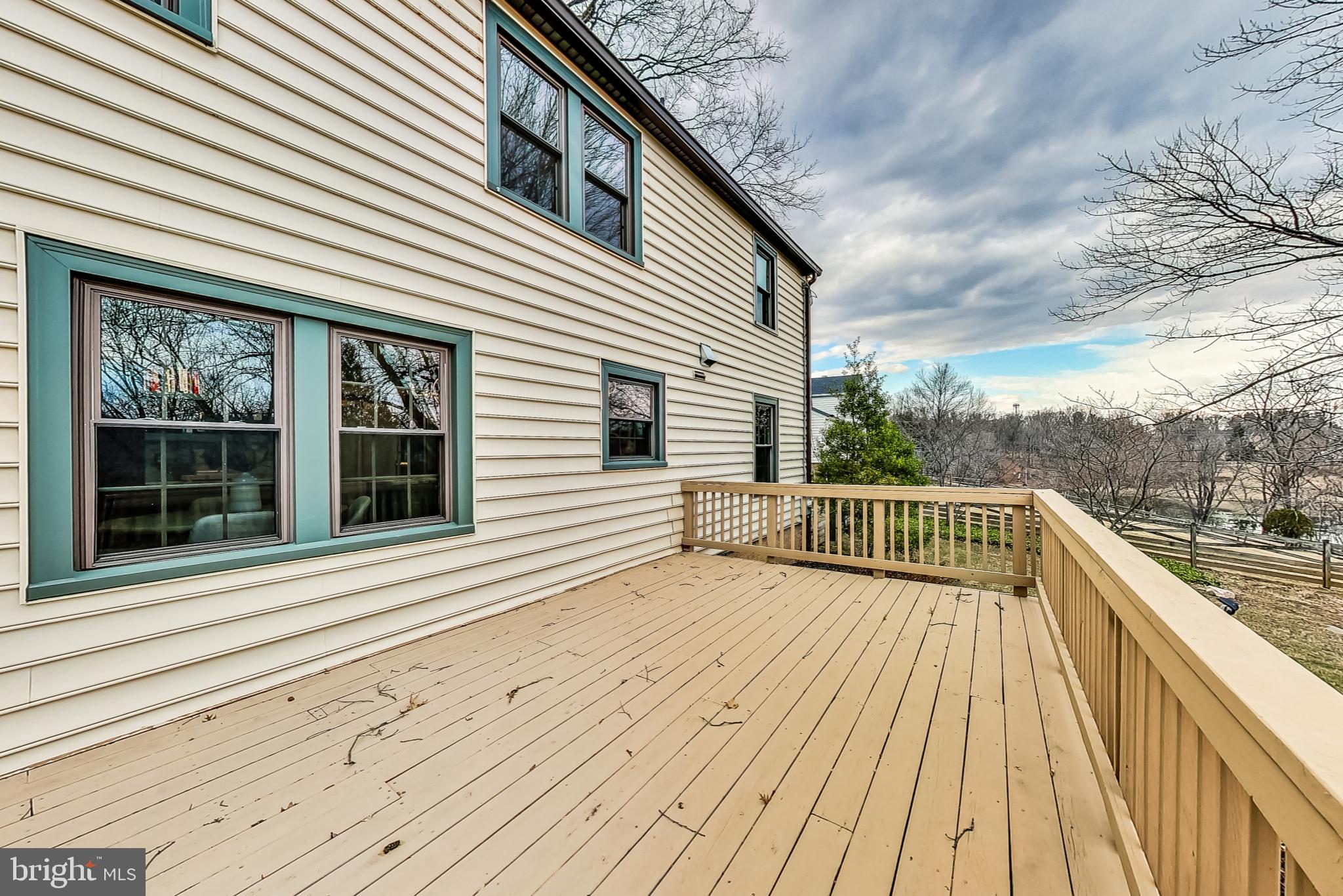 ANCIENT OAK - Residential