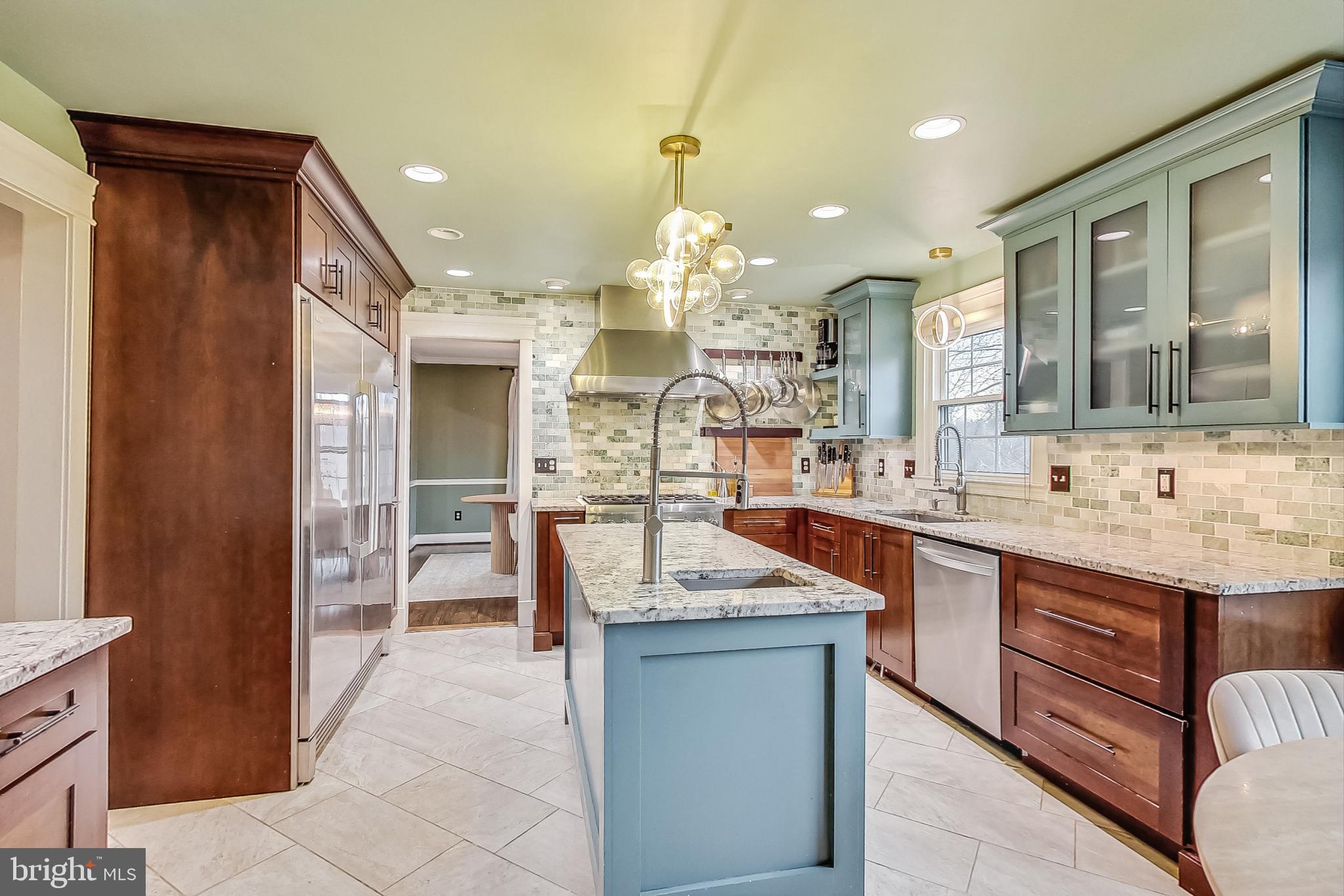 ANCIENT OAK - Residential