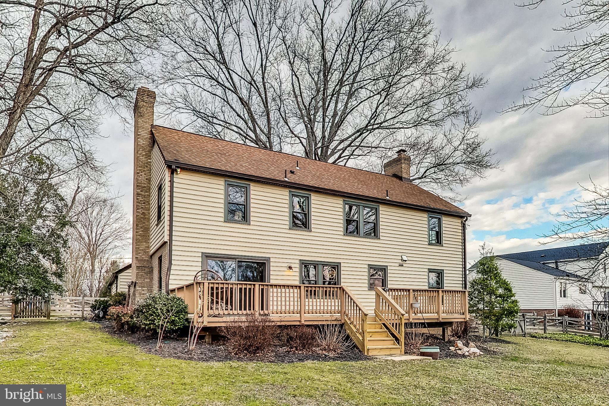 ANCIENT OAK - Residential