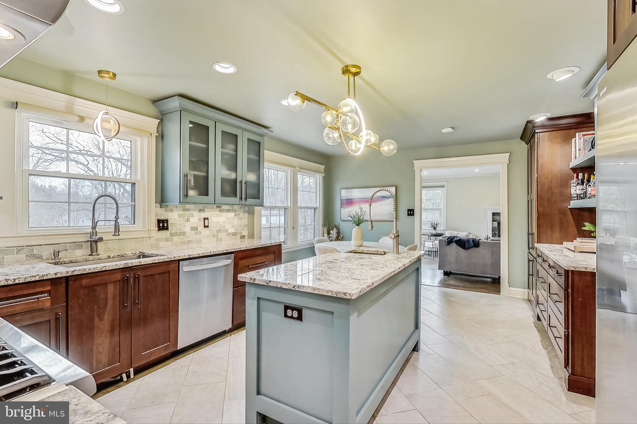 ANCIENT OAK - Residential