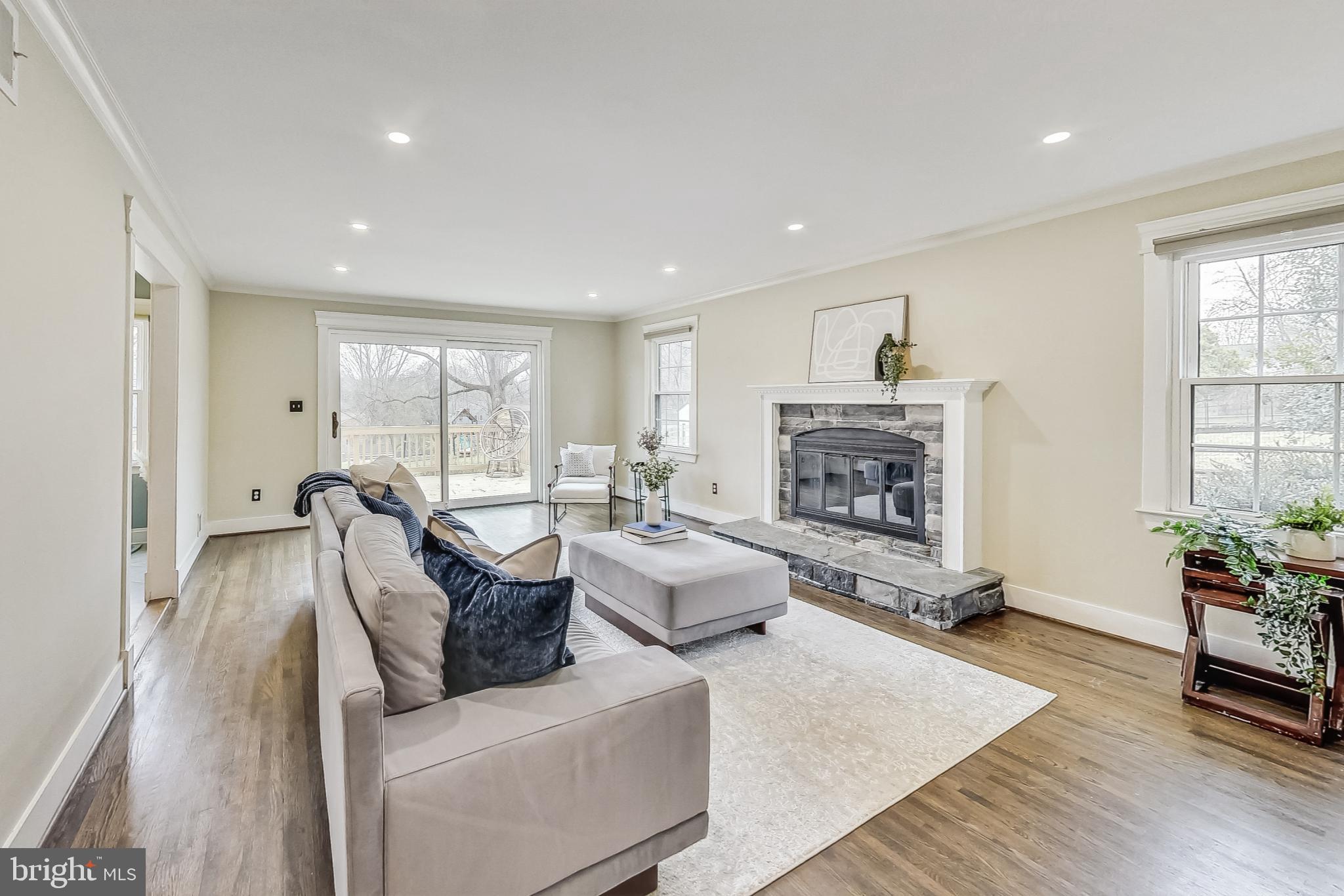 ANCIENT OAK - Residential