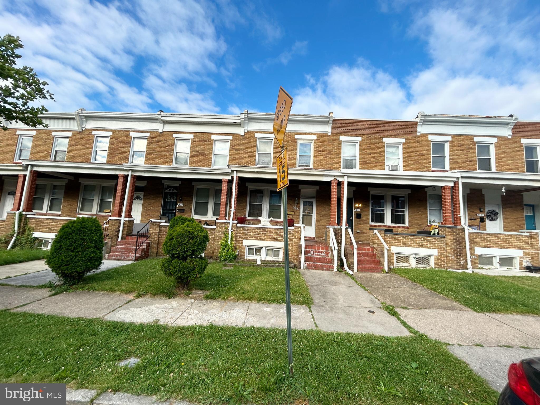3113 CHESTERFIELD AVENUE