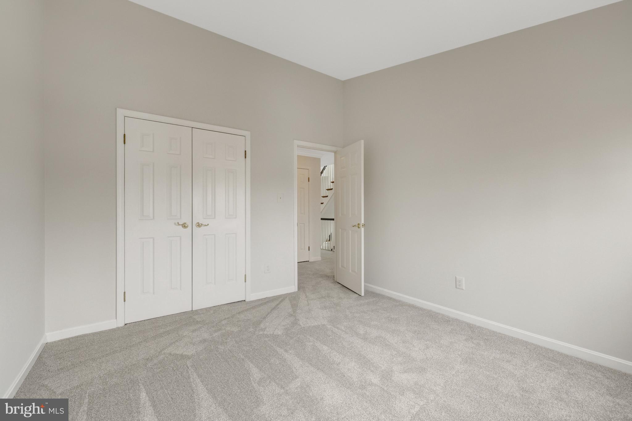 MADISON OF MCLEAN - Residential