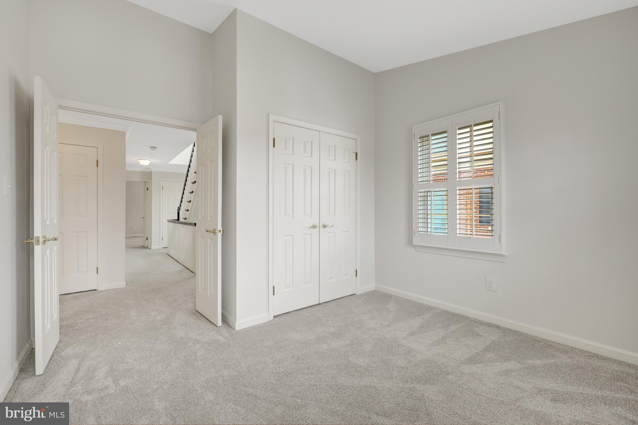 MADISON OF MCLEAN - Residential