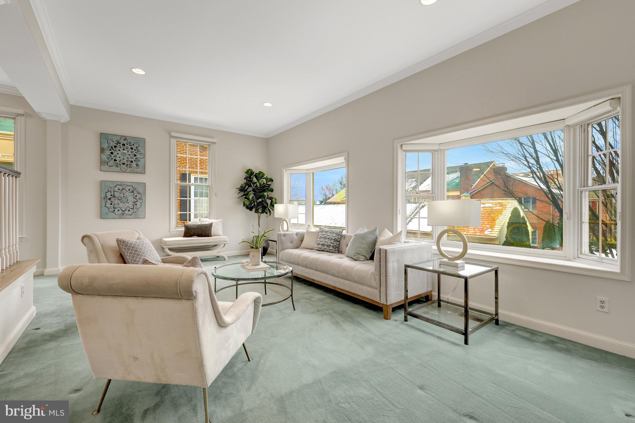 MADISON OF MCLEAN - Residential