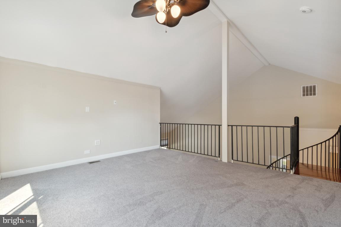 CHAPMAN FARM AT CROFTON - Residential