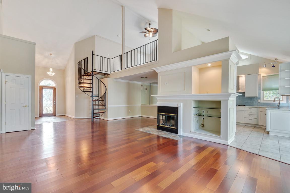 CHAPMAN FARM AT CROFTON - Residential