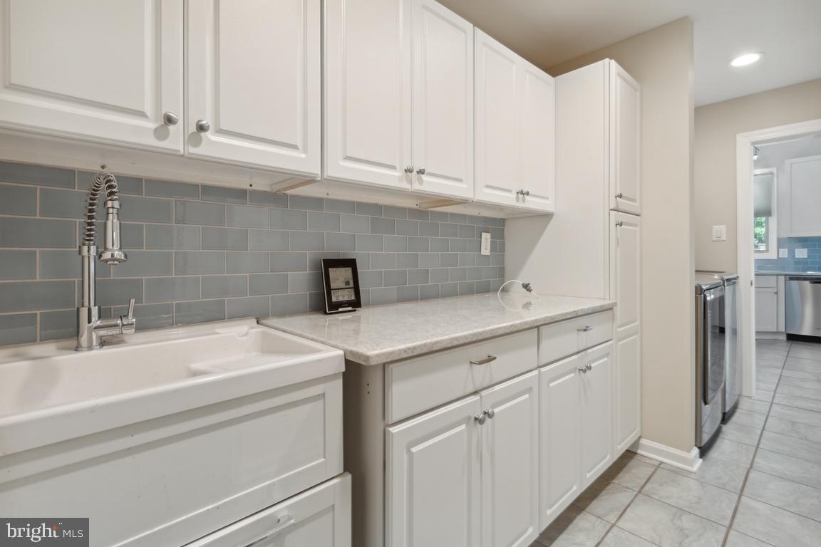 CHAPMAN FARM AT CROFTON - Residential