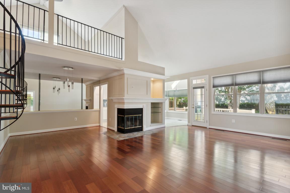 CHAPMAN FARM AT CROFTON - Residential