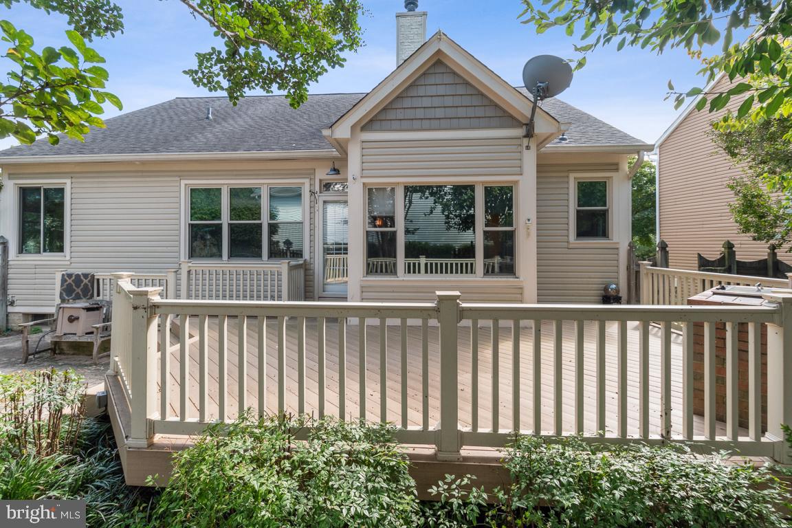 CHAPMAN FARM AT CROFTON - Residential