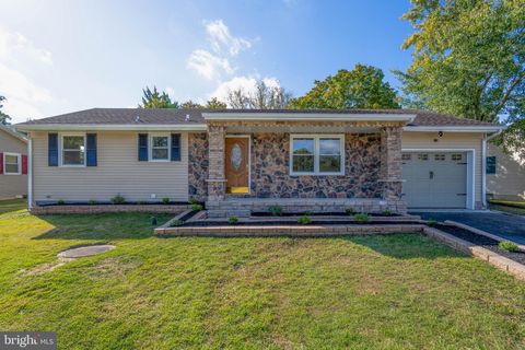 Photo of 663 Wayne Avenue, VINELAND, NJ 08360 (MLS # NJCB2026830)