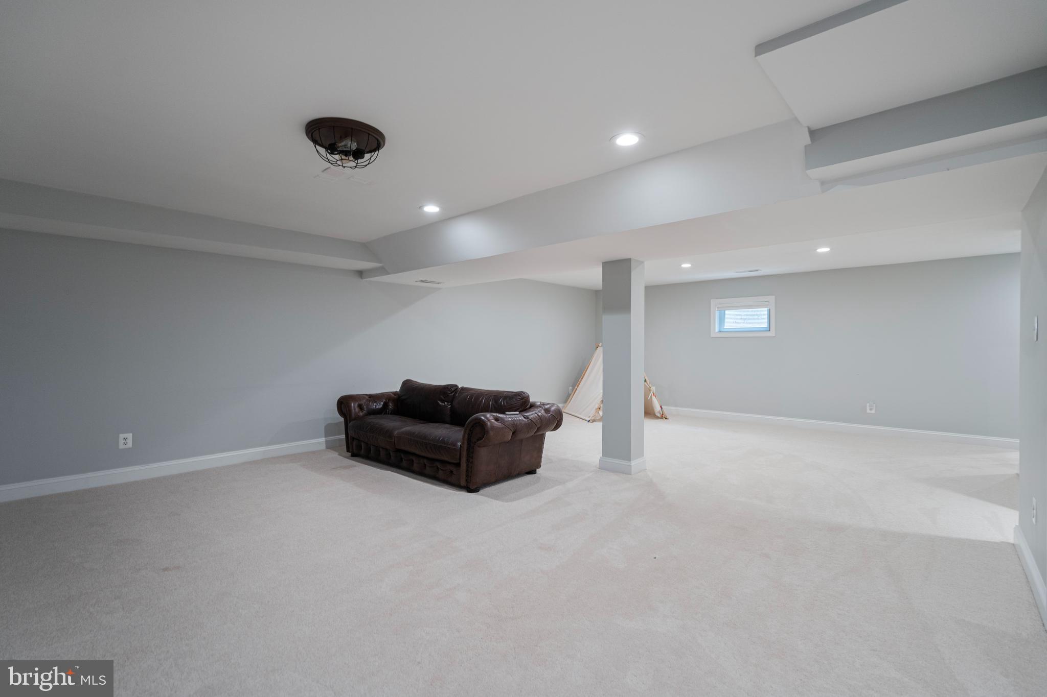 MOSBYS CROSSING - Residential