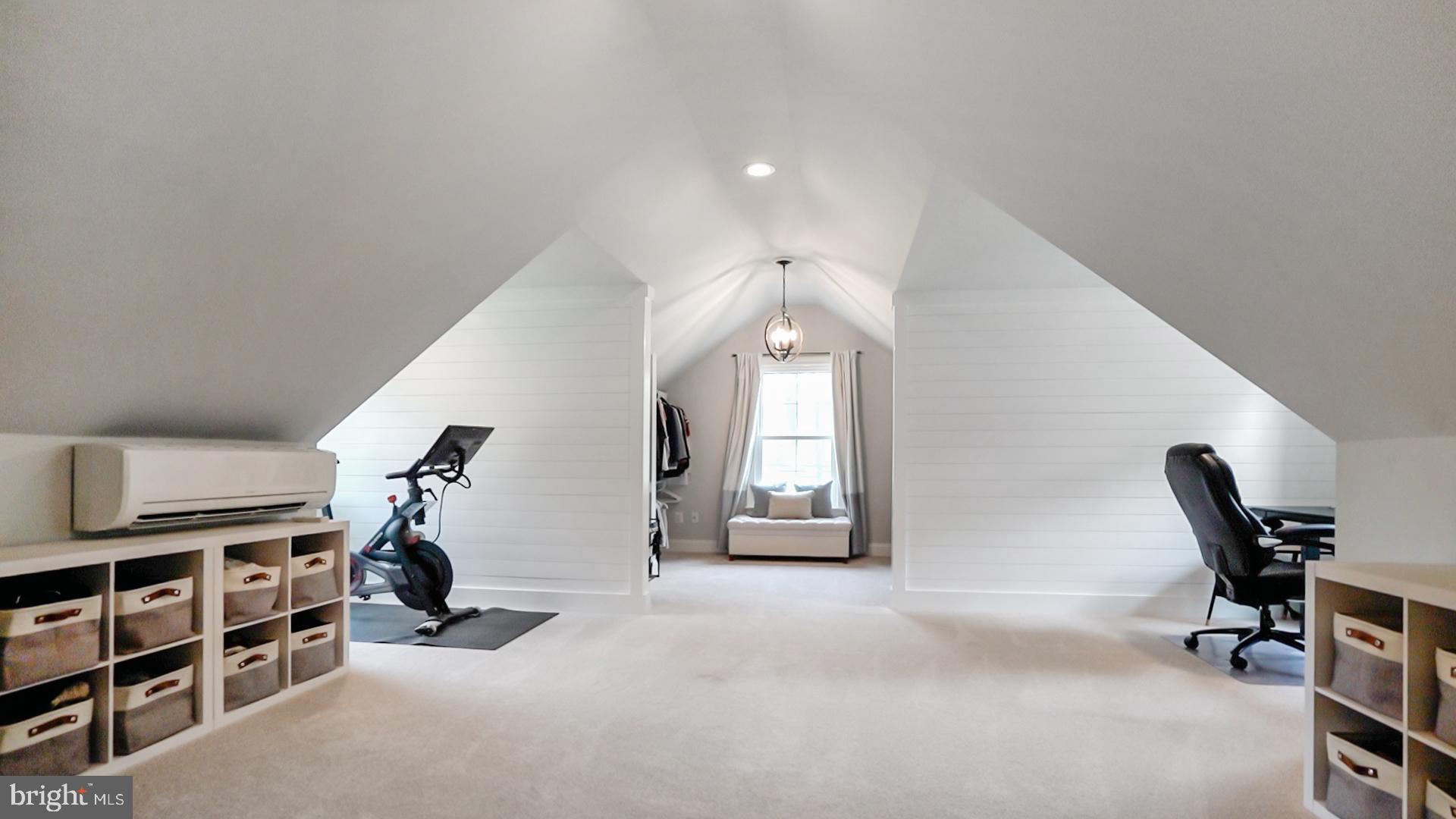 MOSBYS CROSSING - Residential