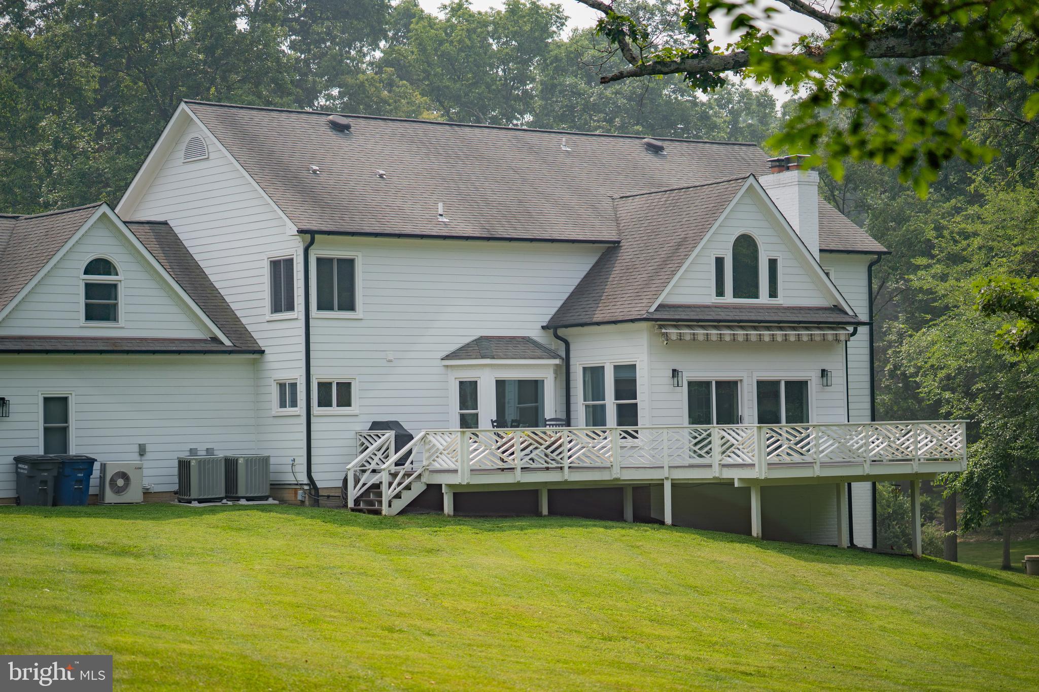 MOSBYS CROSSING - Residential