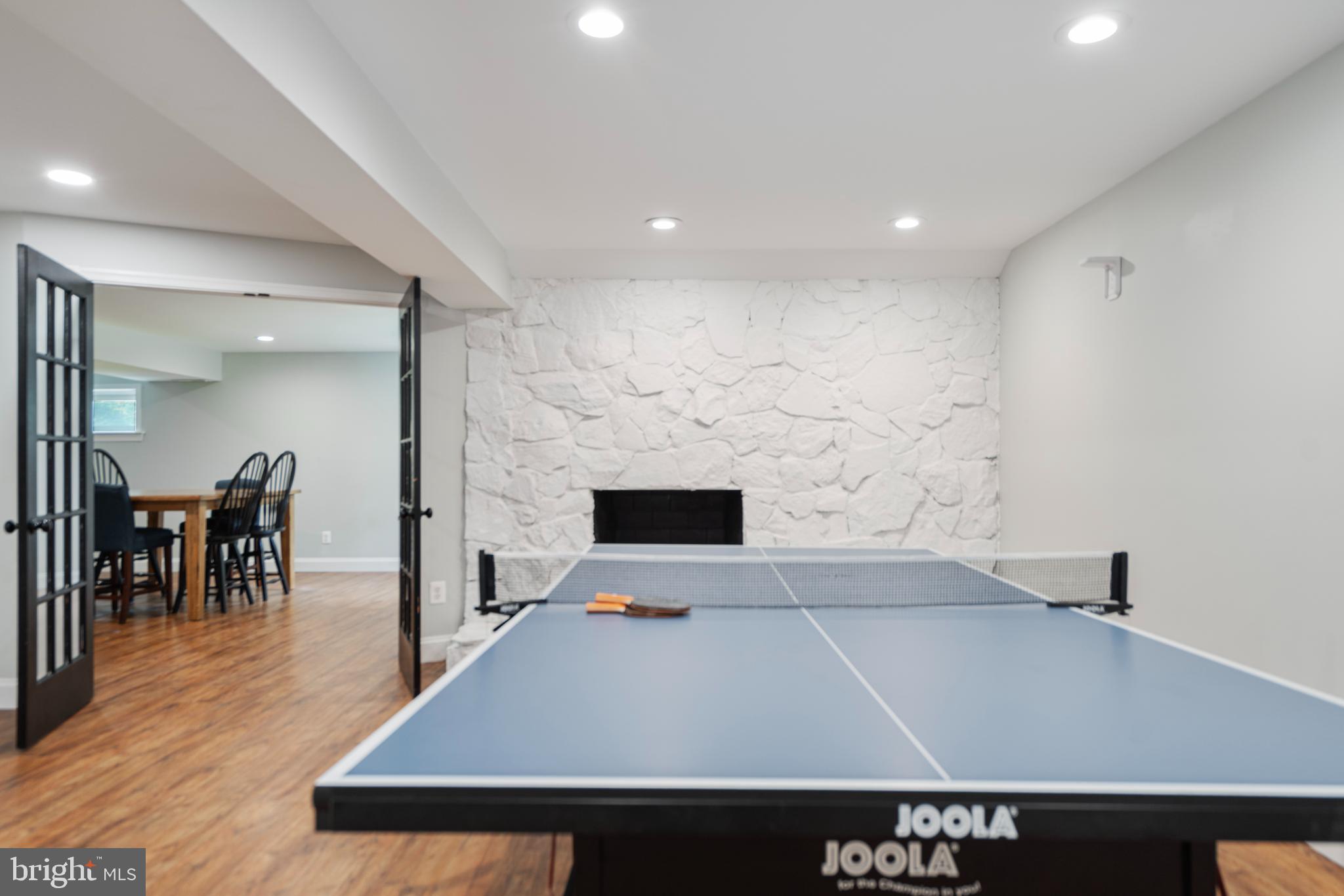 MOSBYS CROSSING - Residential