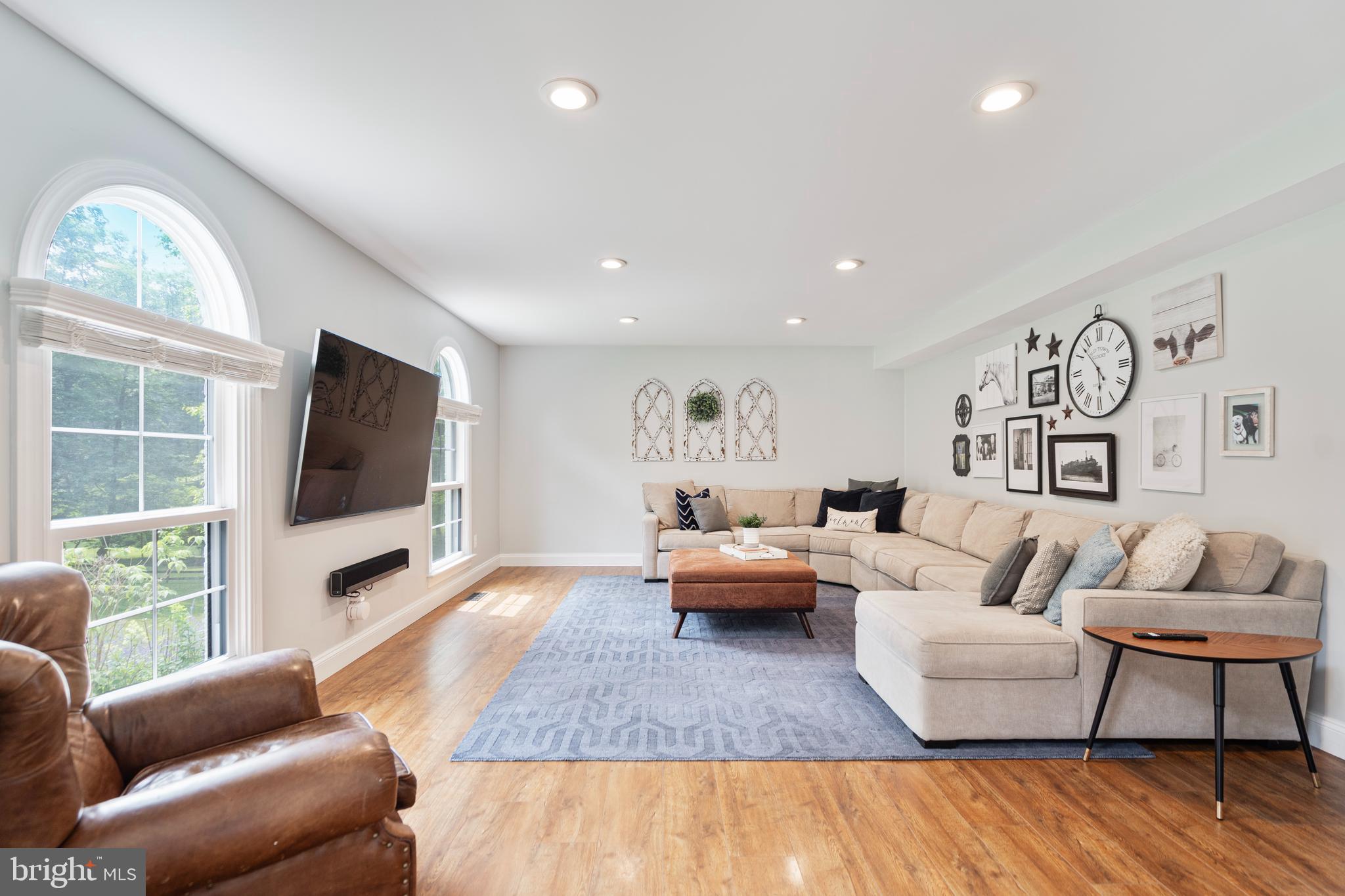 MOSBYS CROSSING - Residential