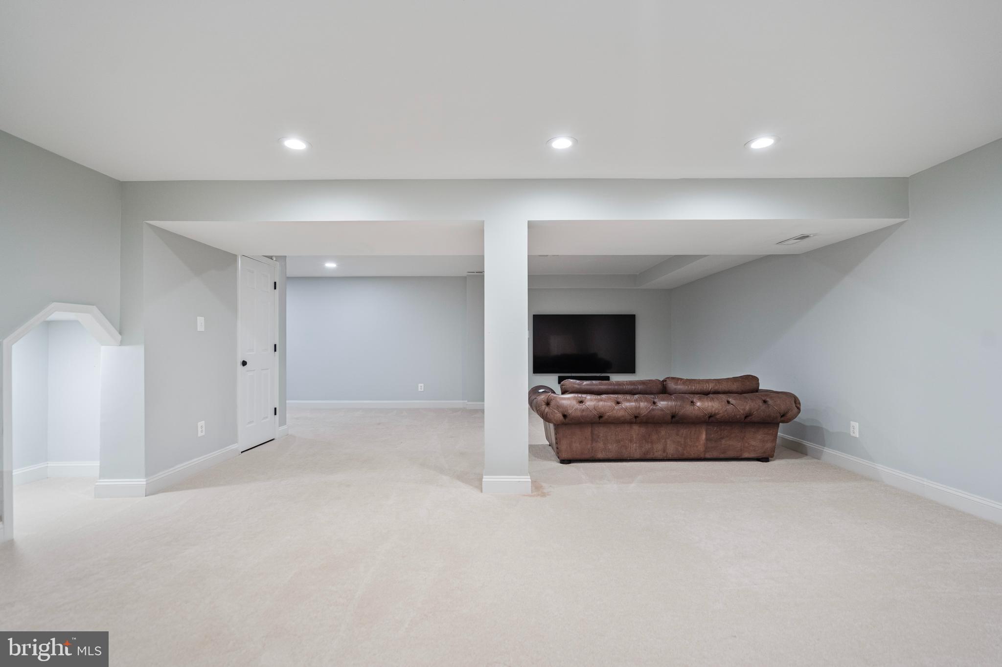 MOSBYS CROSSING - Residential