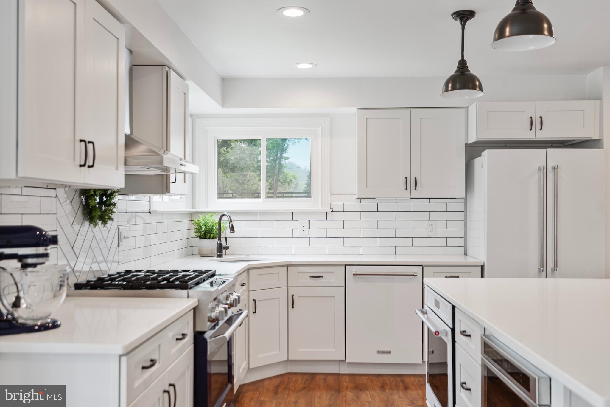 MOSBYS CROSSING - Residential