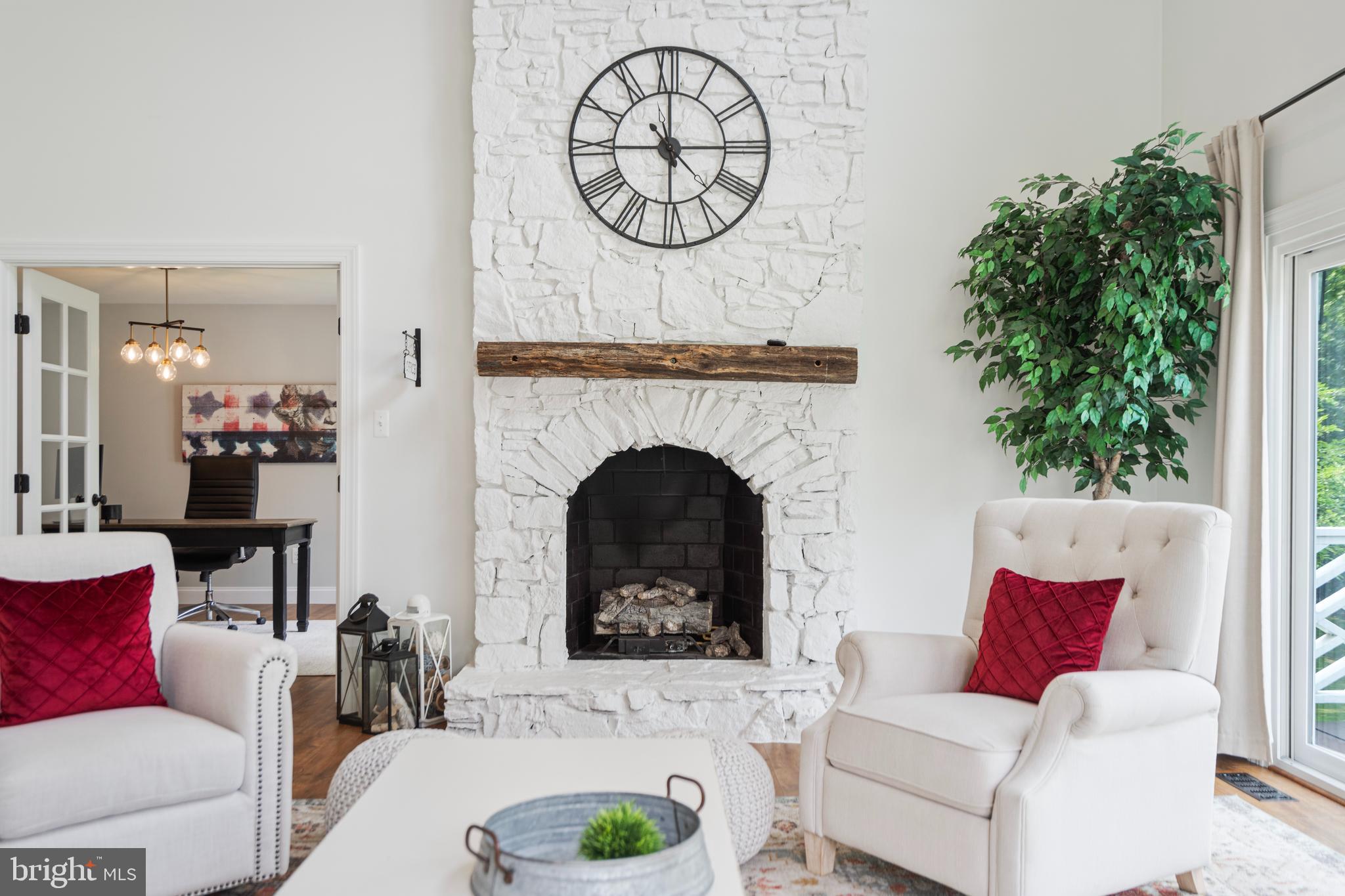 MOSBYS CROSSING - Residential