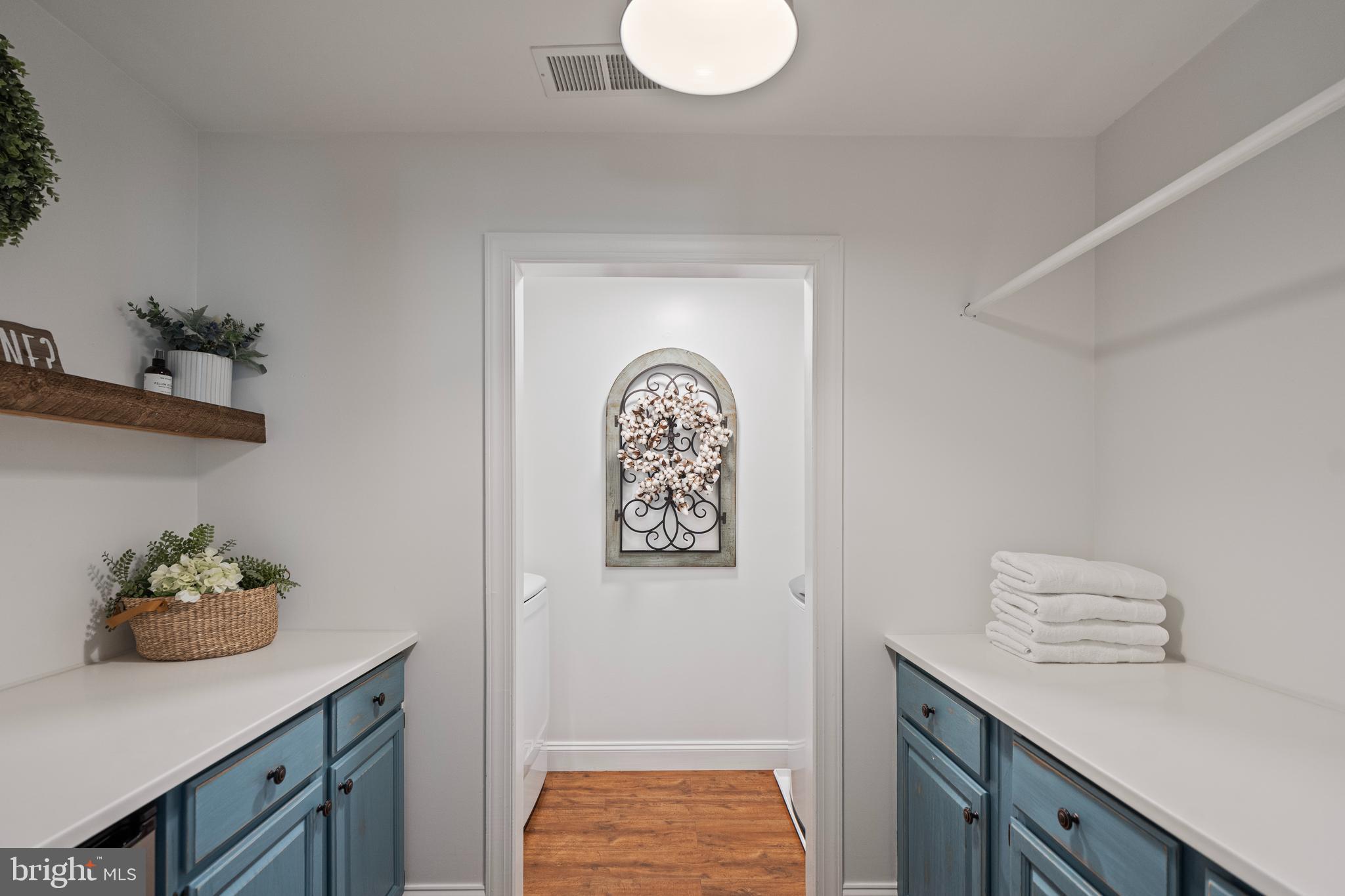 MOSBYS CROSSING - Residential