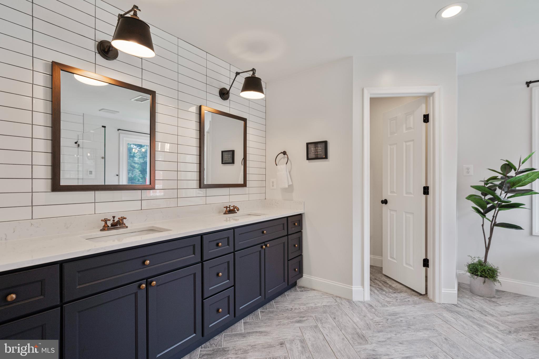 MOSBYS CROSSING - Residential