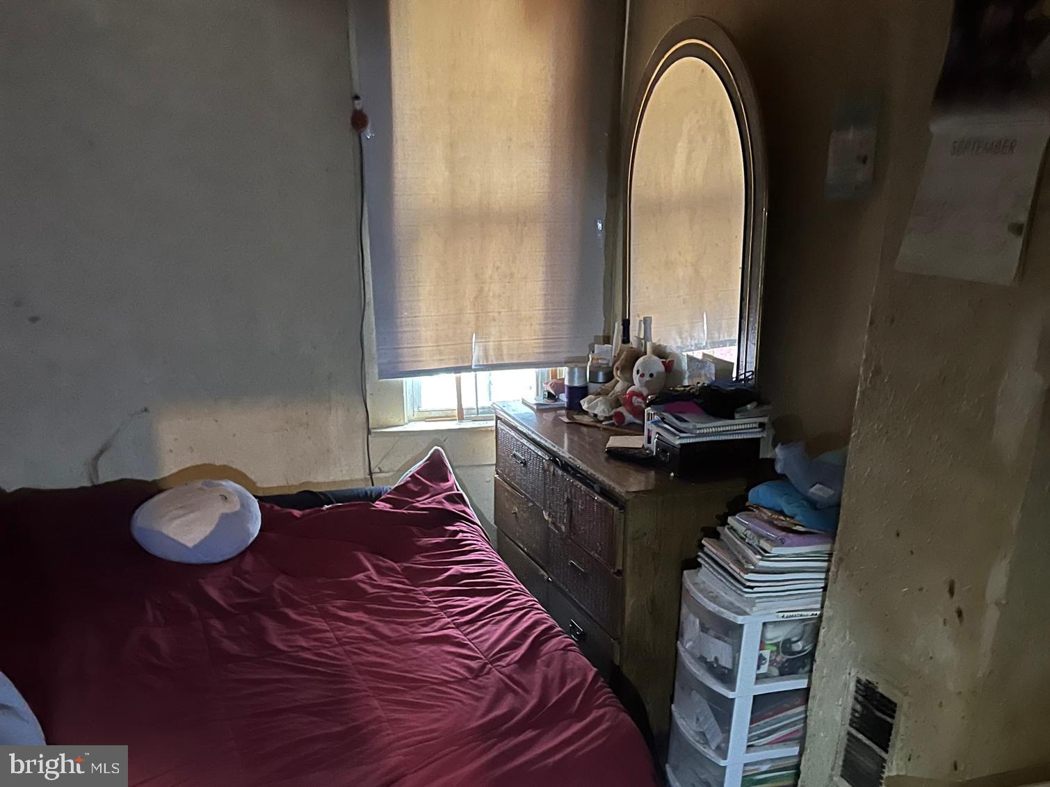 ELLWOOD PARK - Residential