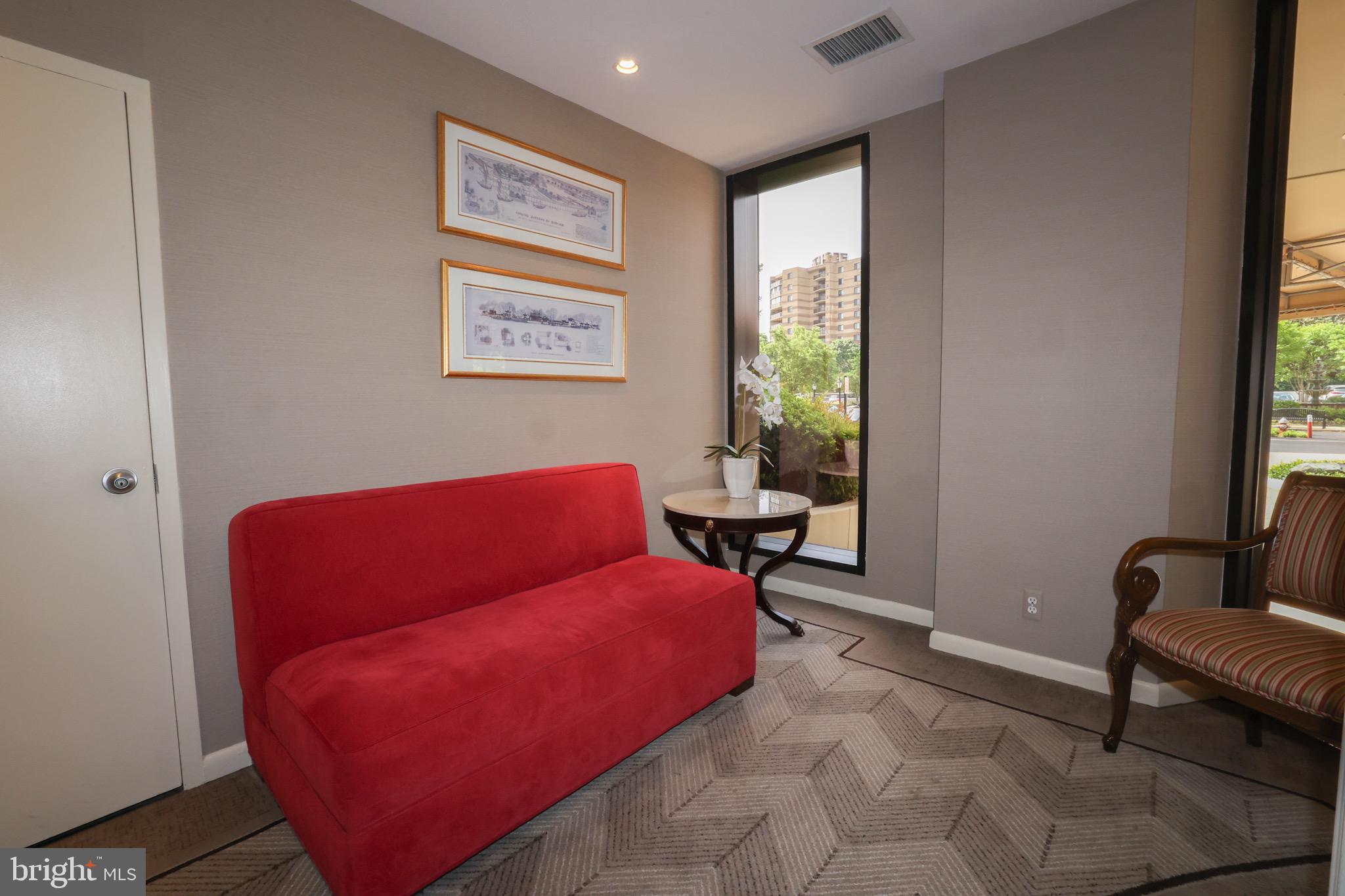 ROTONDA - Residential