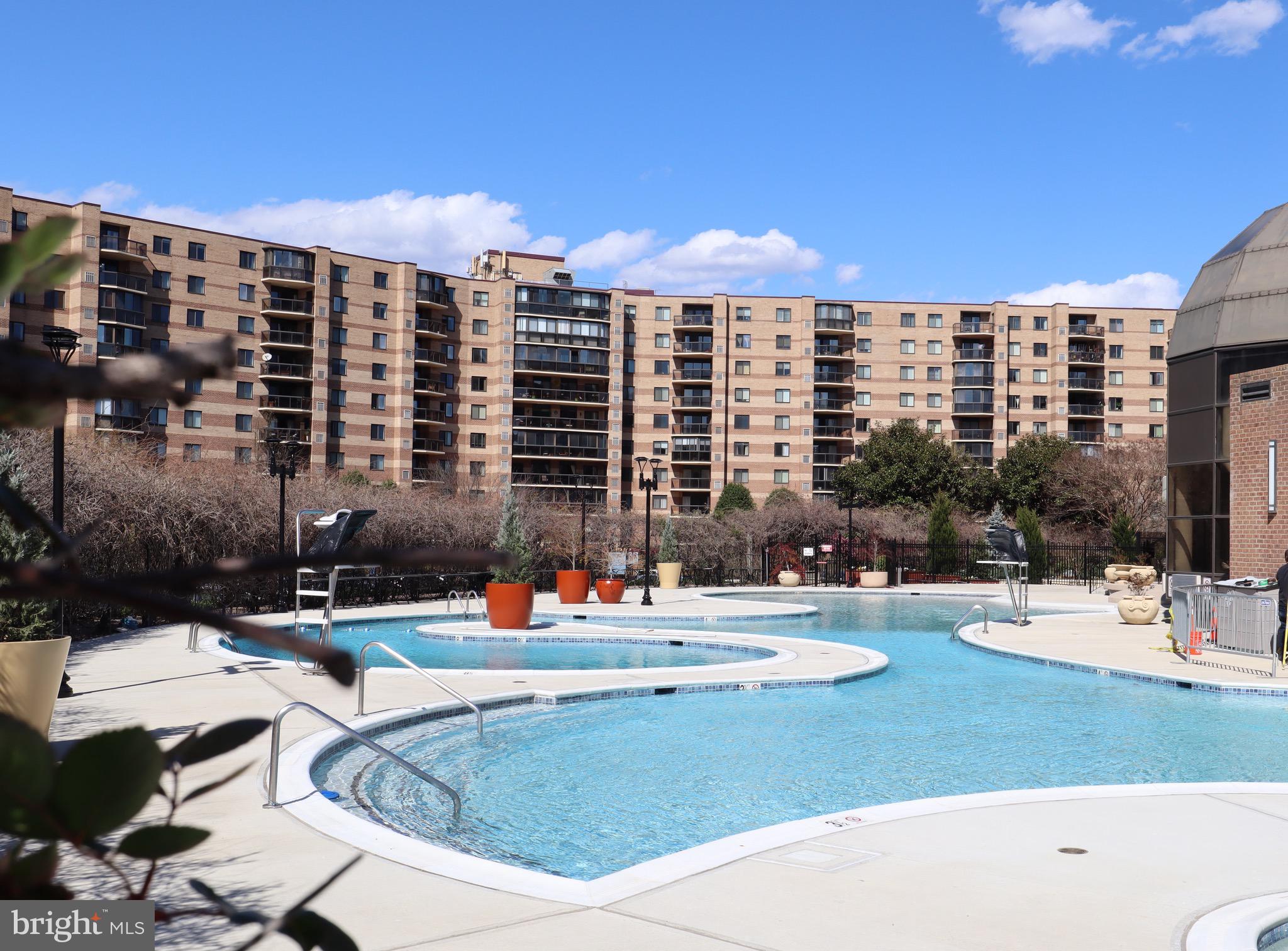 ROTONDA - Residential